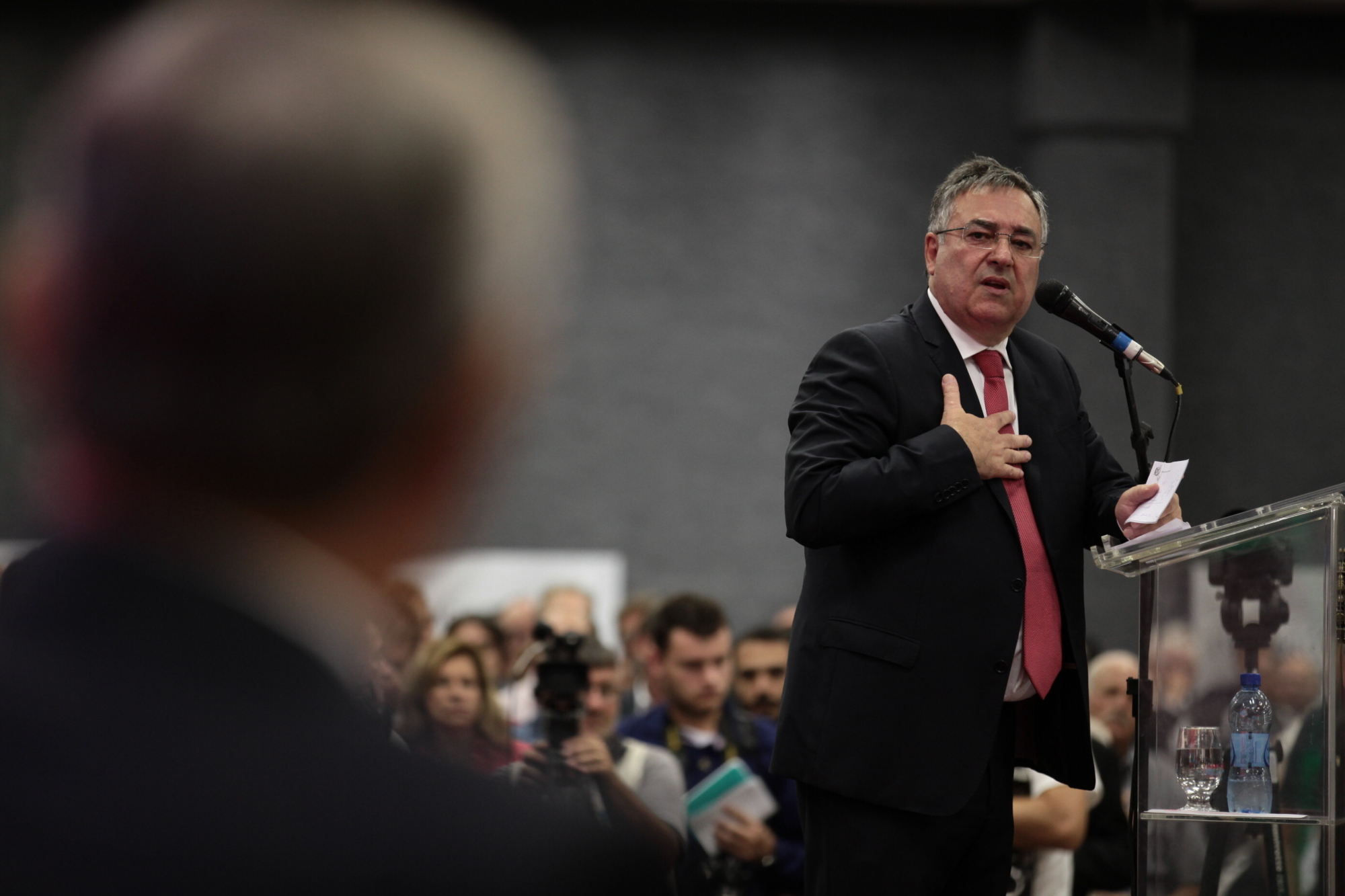 Raimundo Colombo encaminha ao Legislativo novo pedido de férias