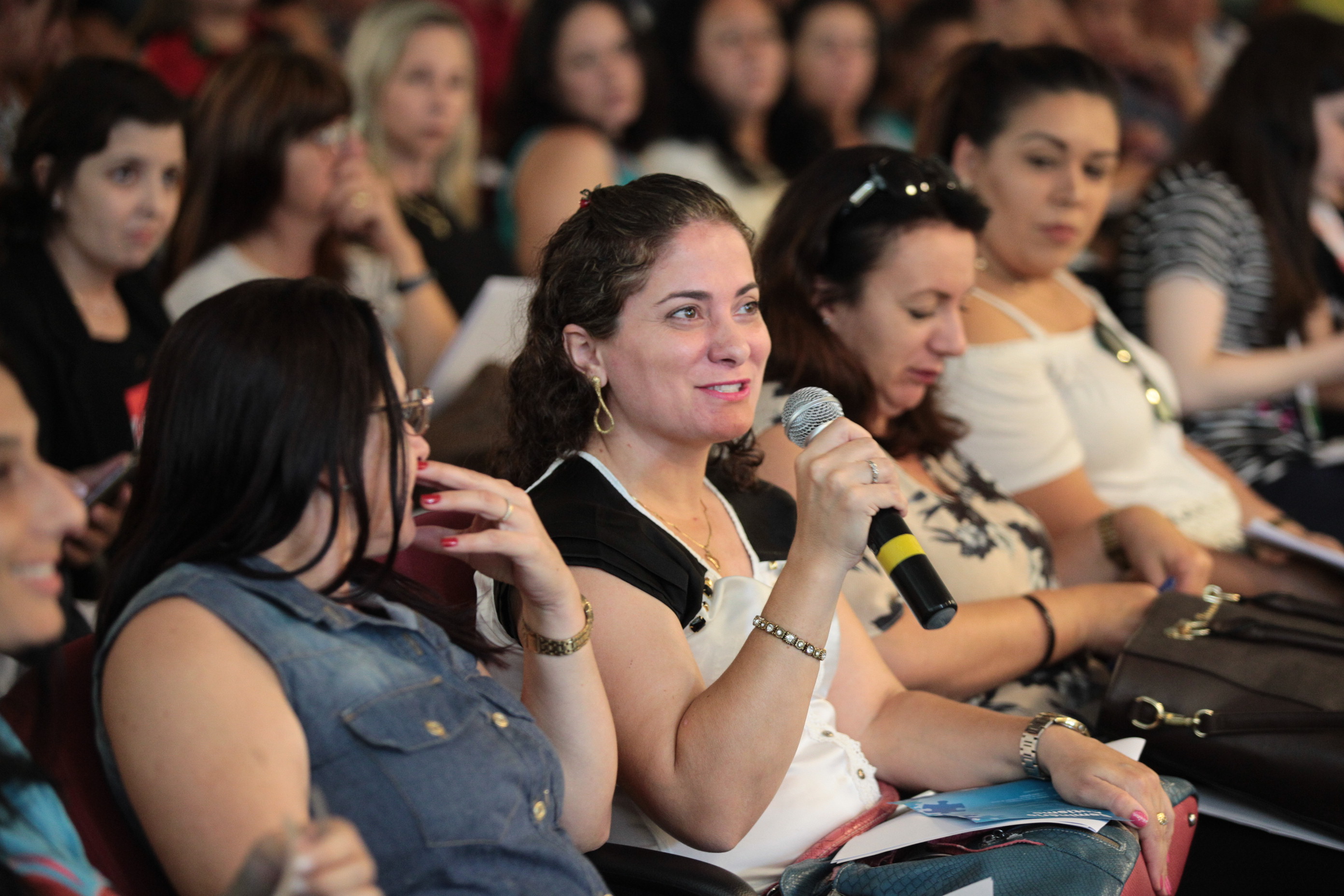 Seminário - Autismo, Inclusão e os Desafios Atuais