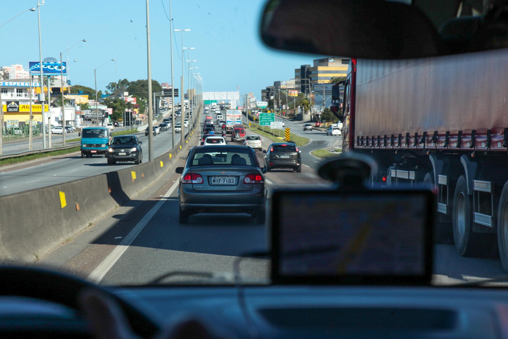 Projeto de lei propõe desconto de IPVA para motoristas sem multas