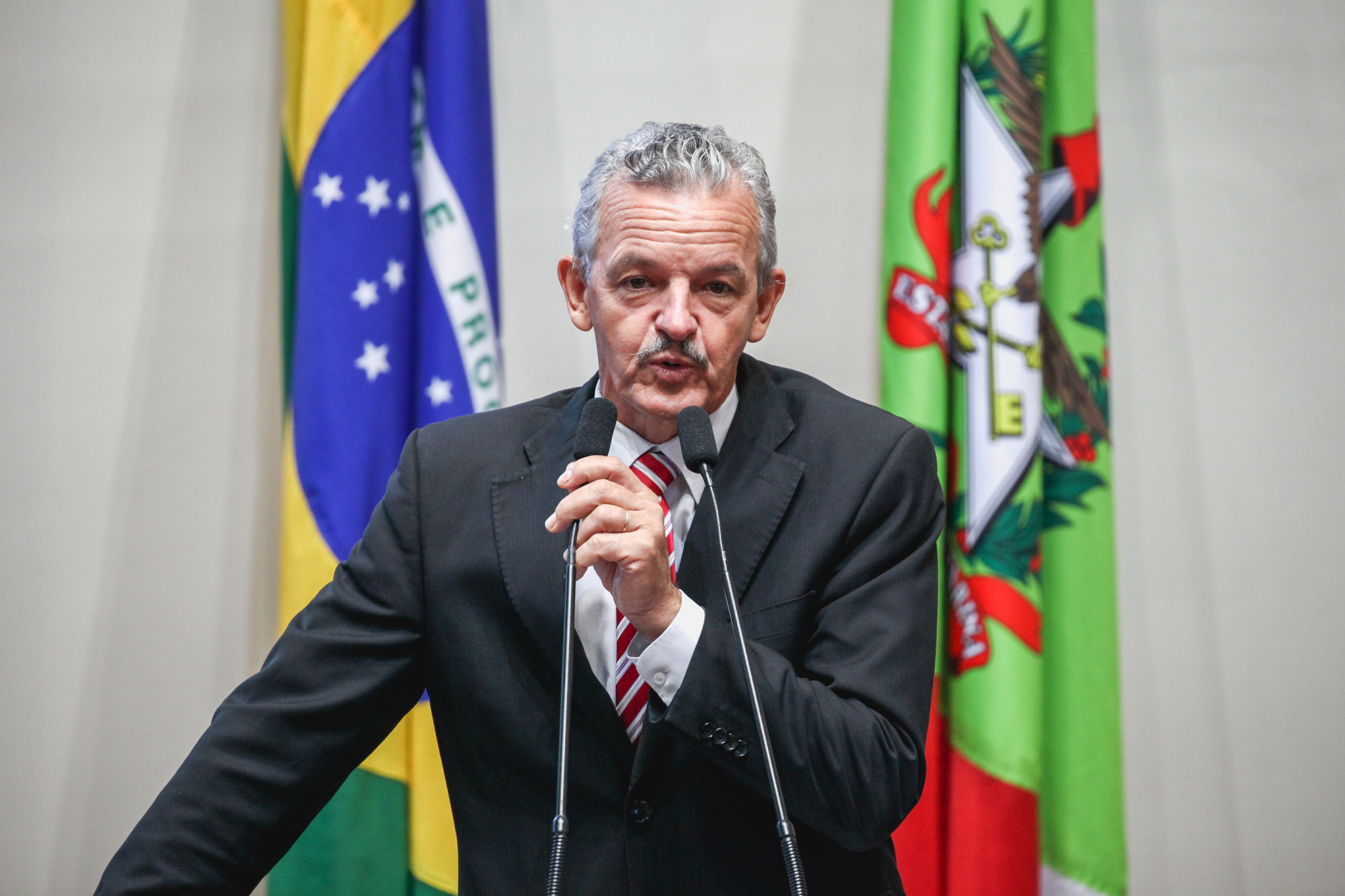 Deputado Dirceu Dresch (PT). Sessão Ordinária.