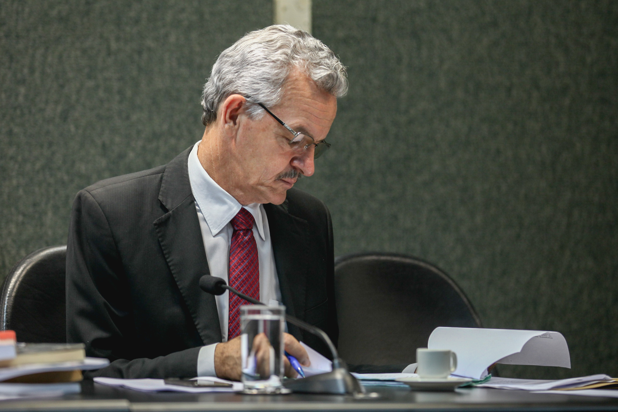 Deputado Dirceu Dresch (PT). Comissão de Direitos Humanos