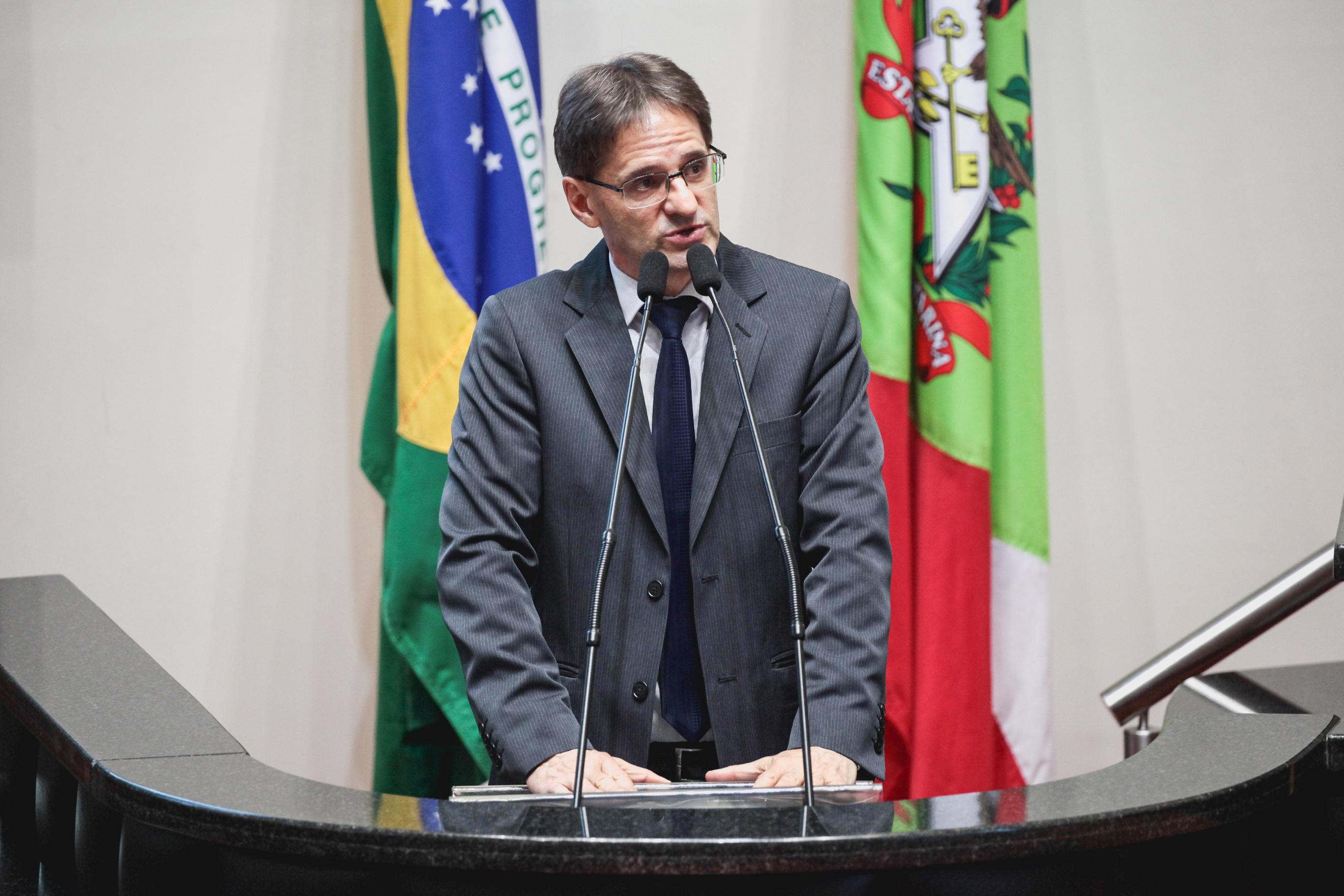 Deputado Neodi Saretta (PT). Sessão Ordinária.