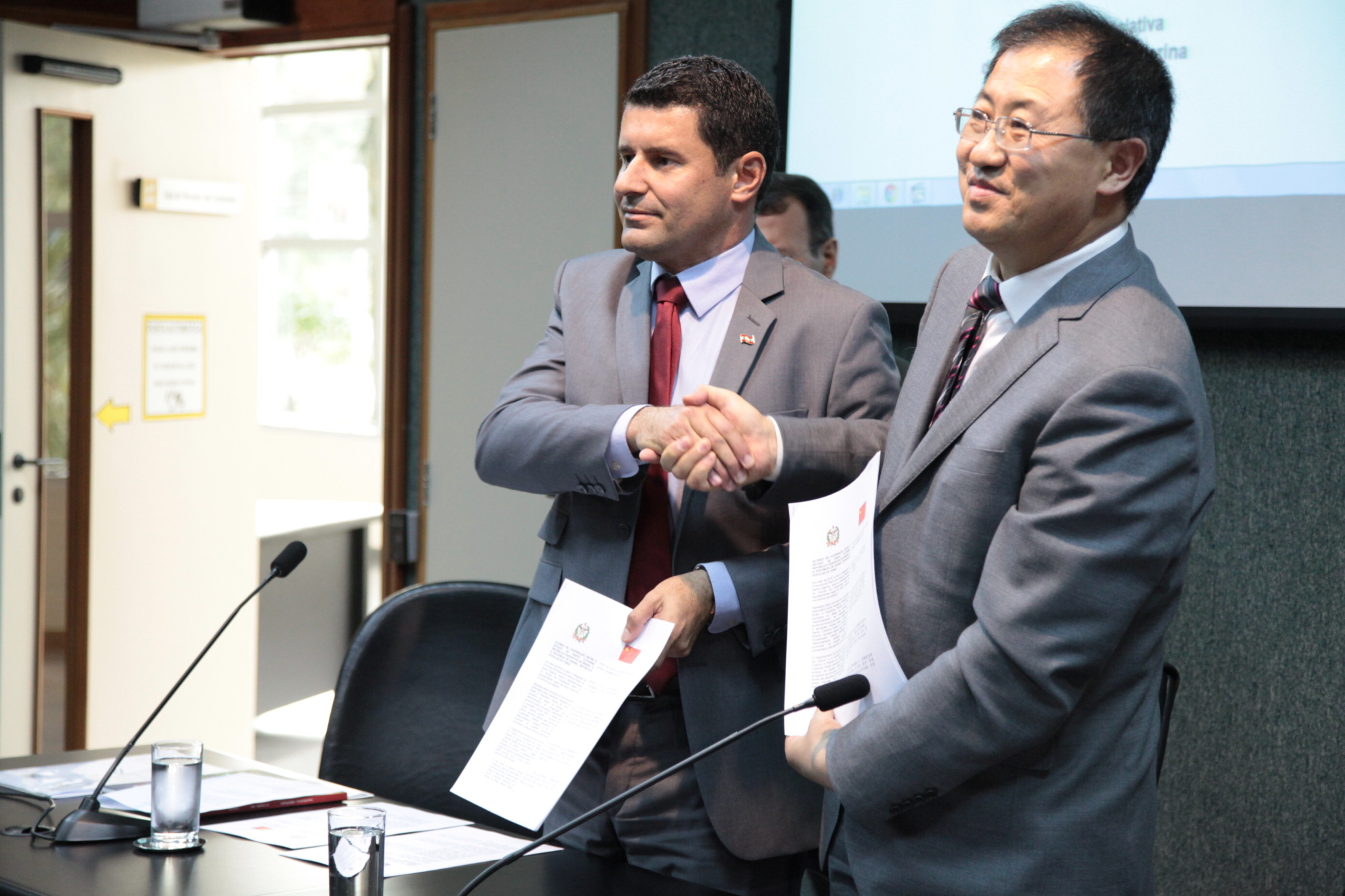 SC e província chinesa de Shanxi assinam acordo de cooperação