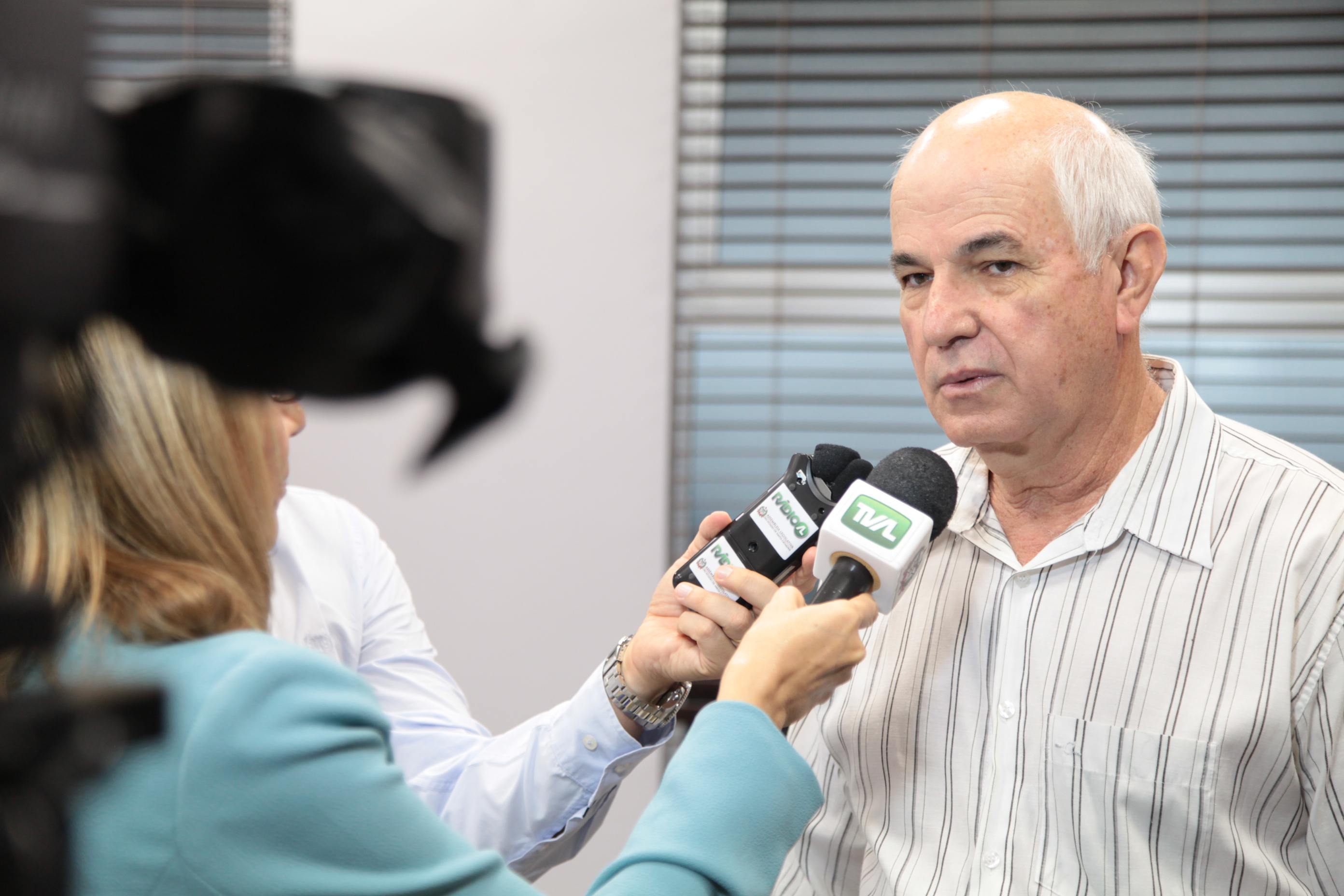 Nésio Fernandes - presidente da FAASC. Chamada para o XXII CONBRAPI - Congresso Brasileiro de Apicultura.