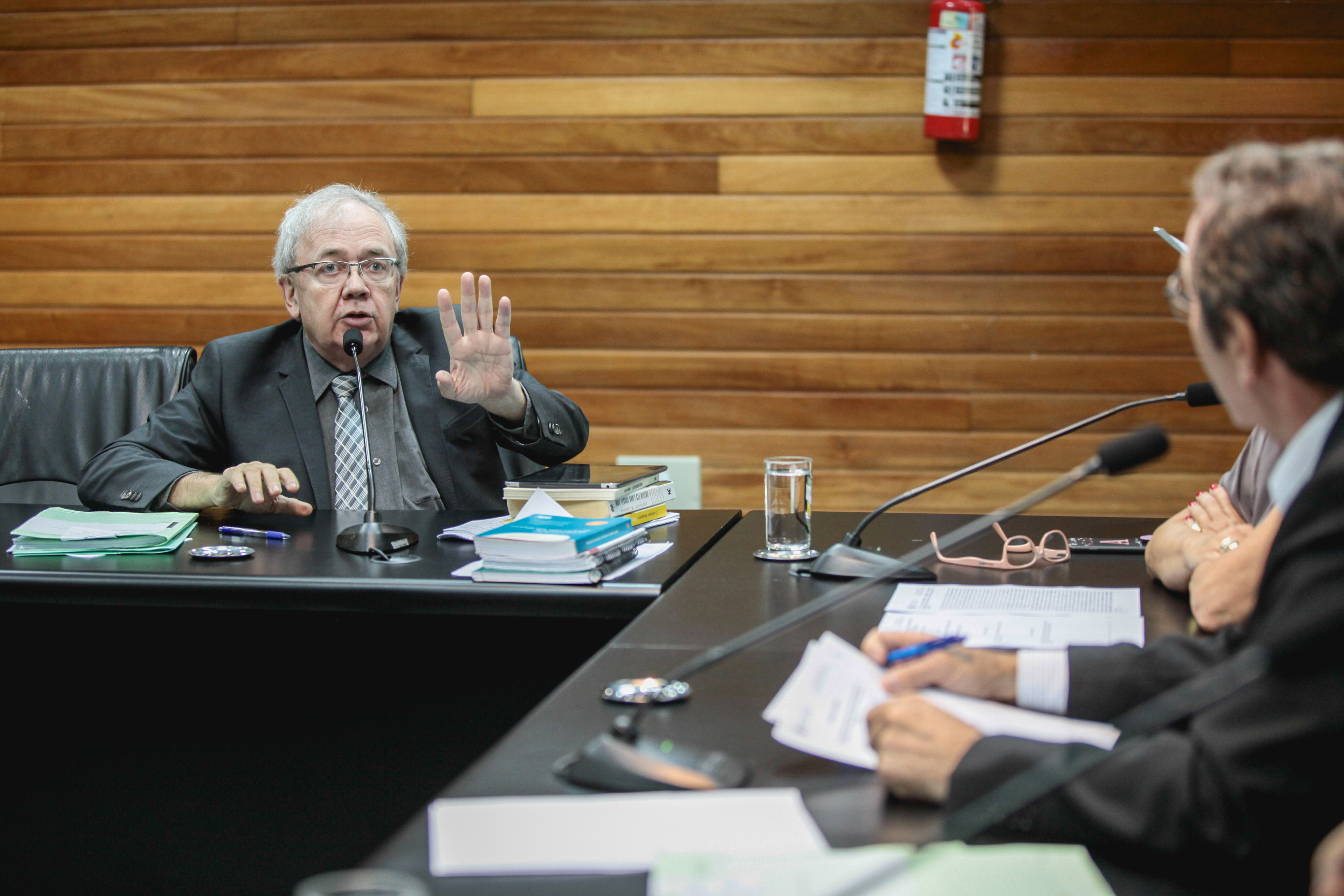 Comissão de Trabalho, Administração e Serviço Público.