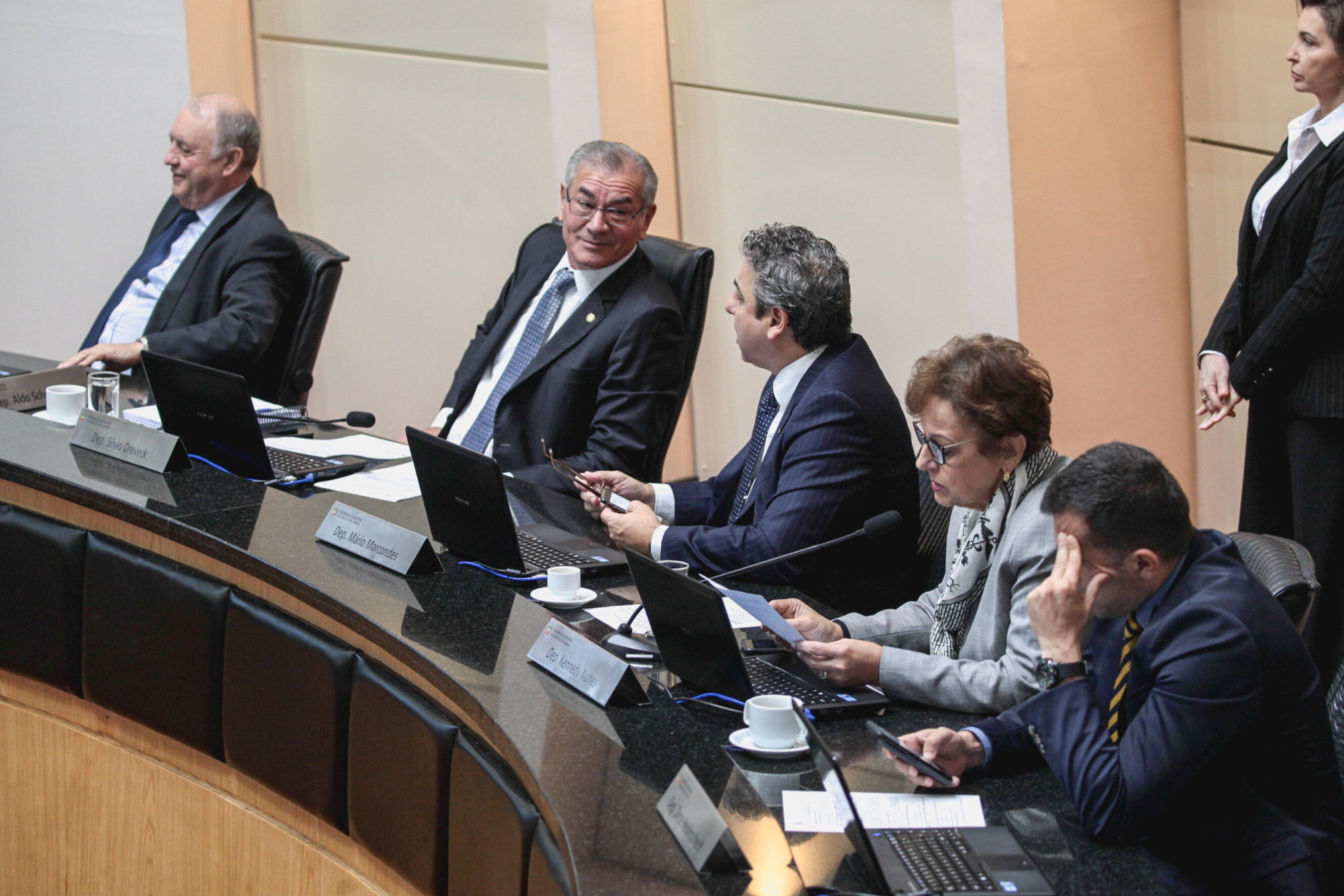 Deputados pedem ação do governo para manutenção de barragens no Sul