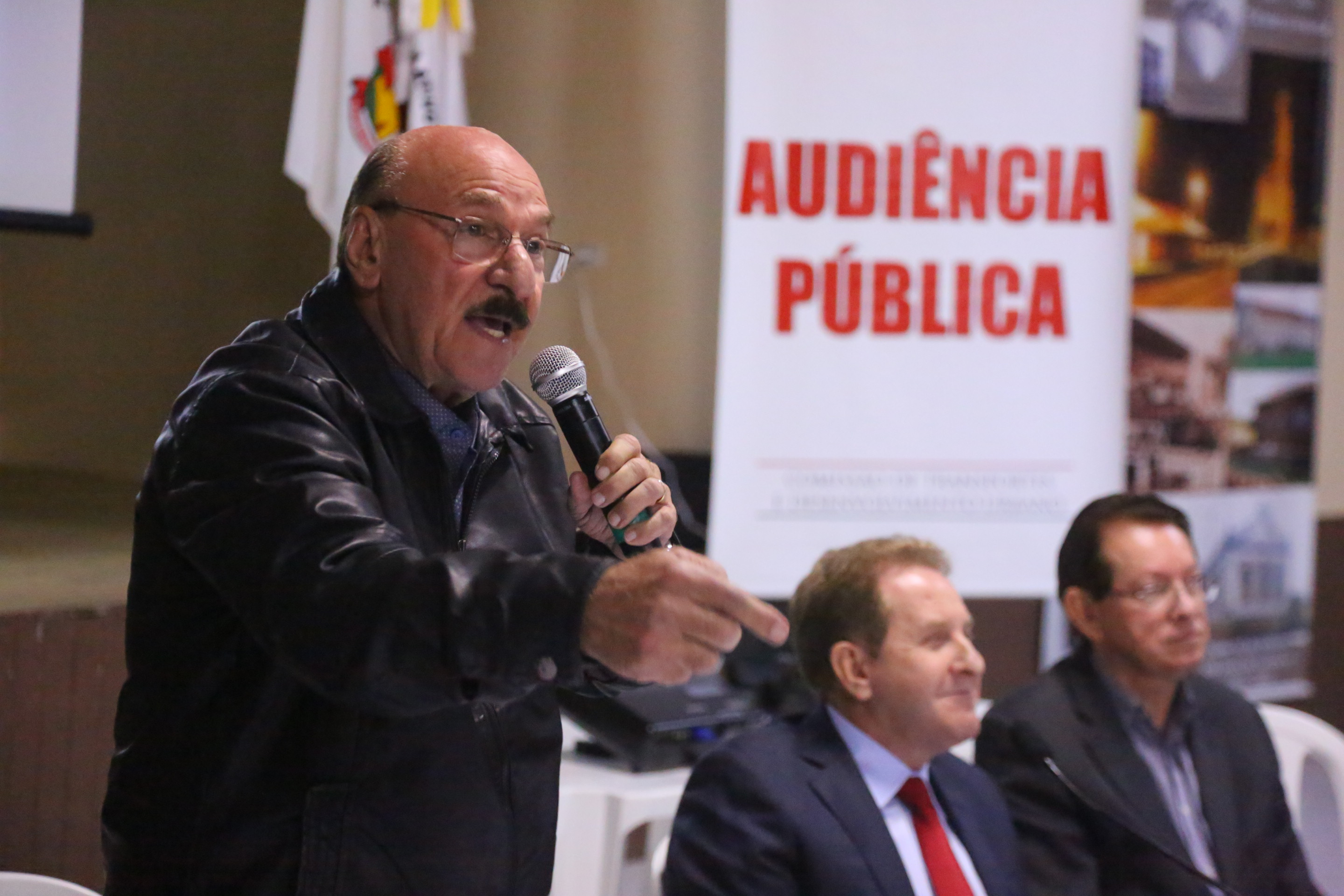 Audiência Pública - Estadualização e pavimentação da rodovia que liga Pedras Grandes a Urussanga via distrito de Azambuja