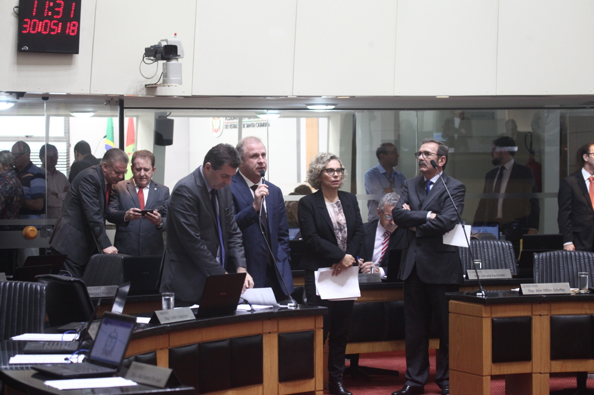 Deputados rejeitam veto do governo a projeto que altera regramento do uso do solo