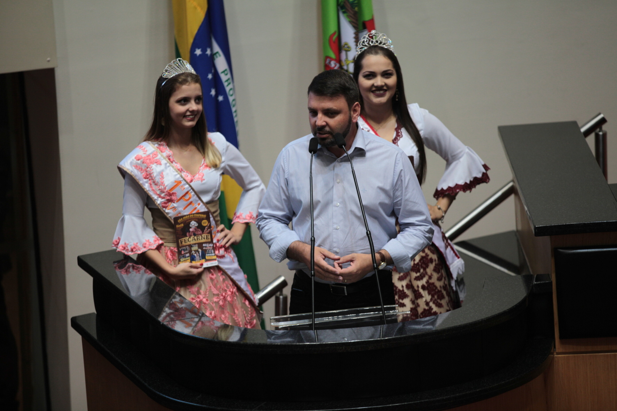 São João do Itaperiú realiza a Festa Estadual da Carne