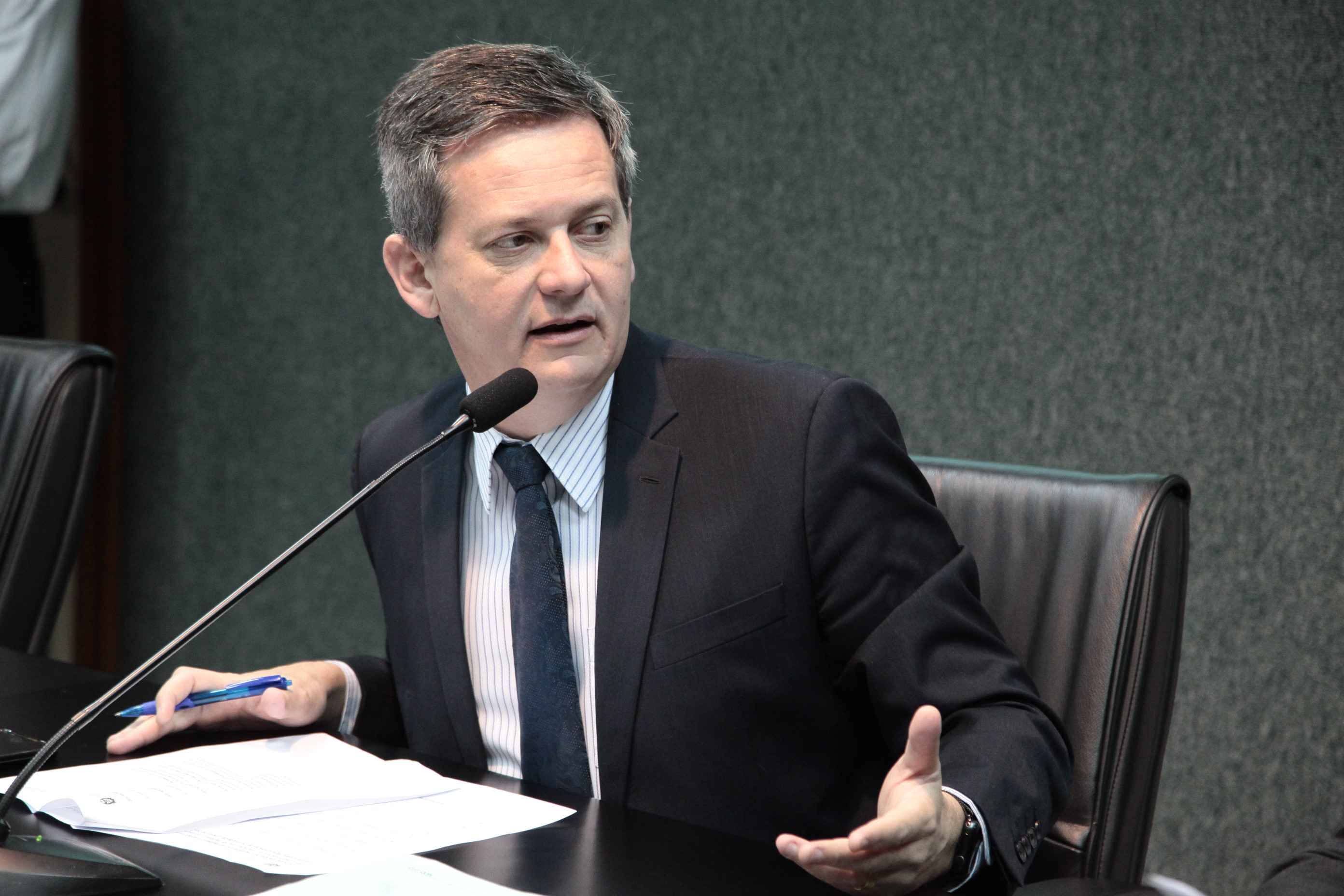 Comissão de Constituição e Justiça