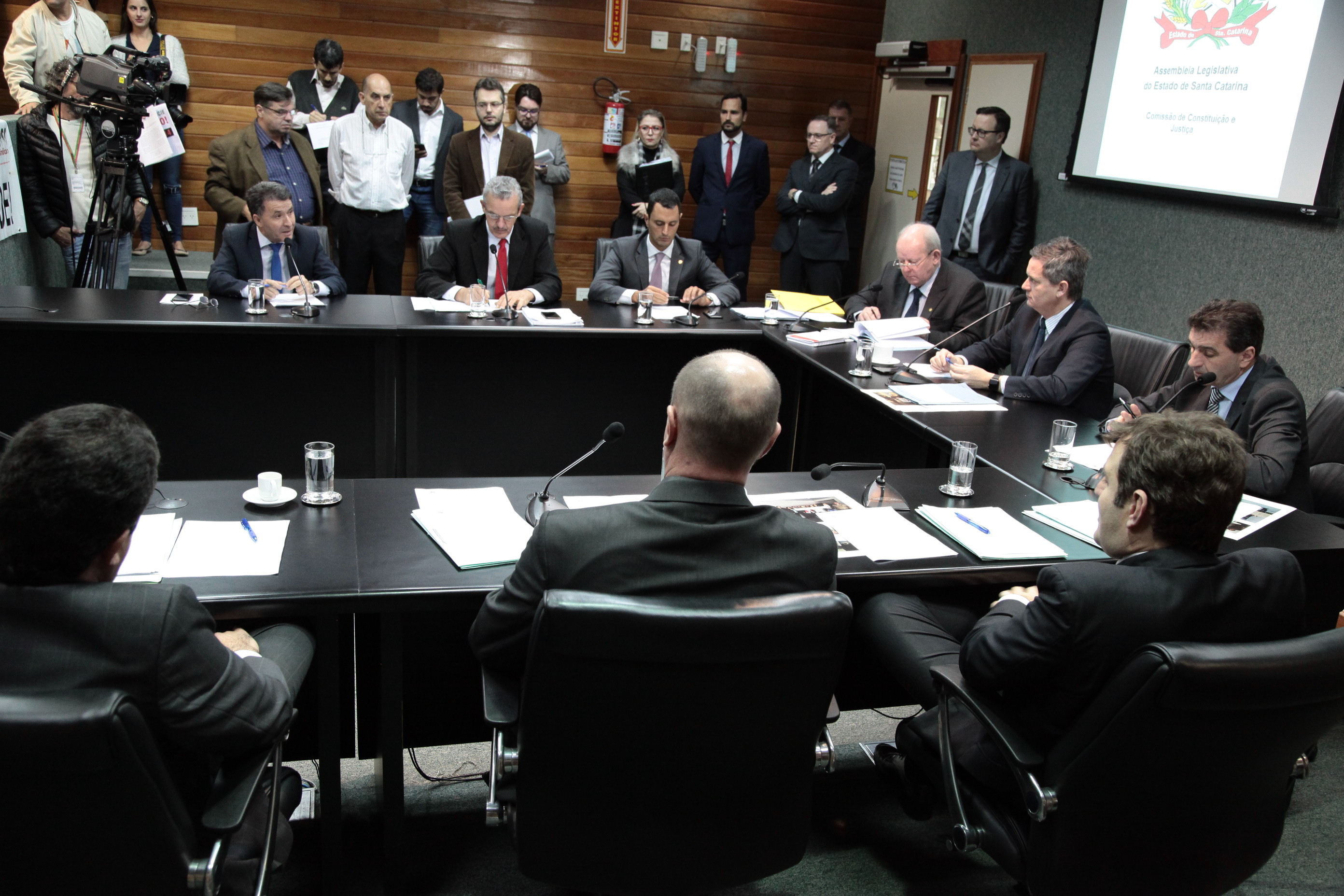 Comissão de Constituição e Justiça