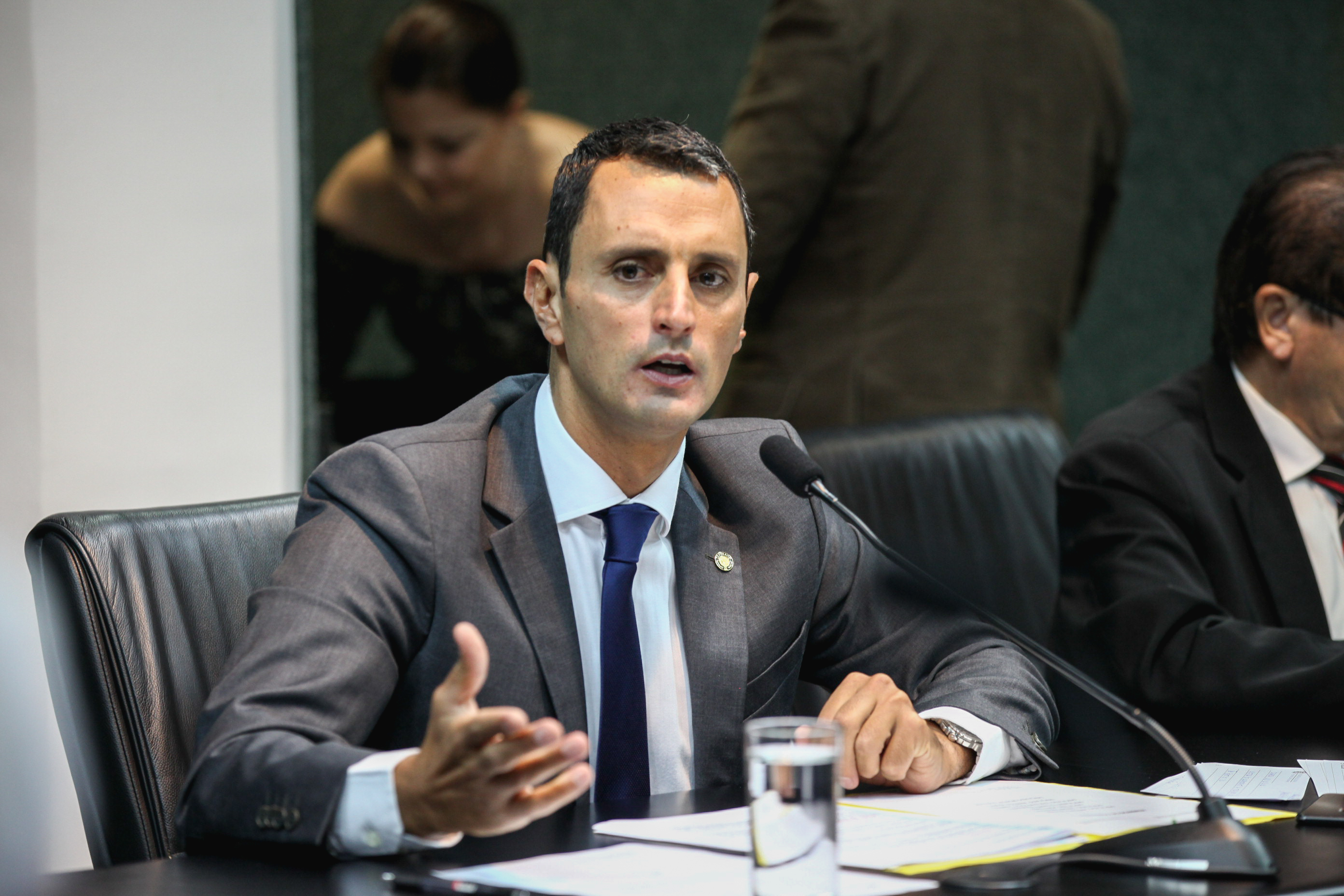 Comissão de Transportes e Desenvolvimento Urbano.