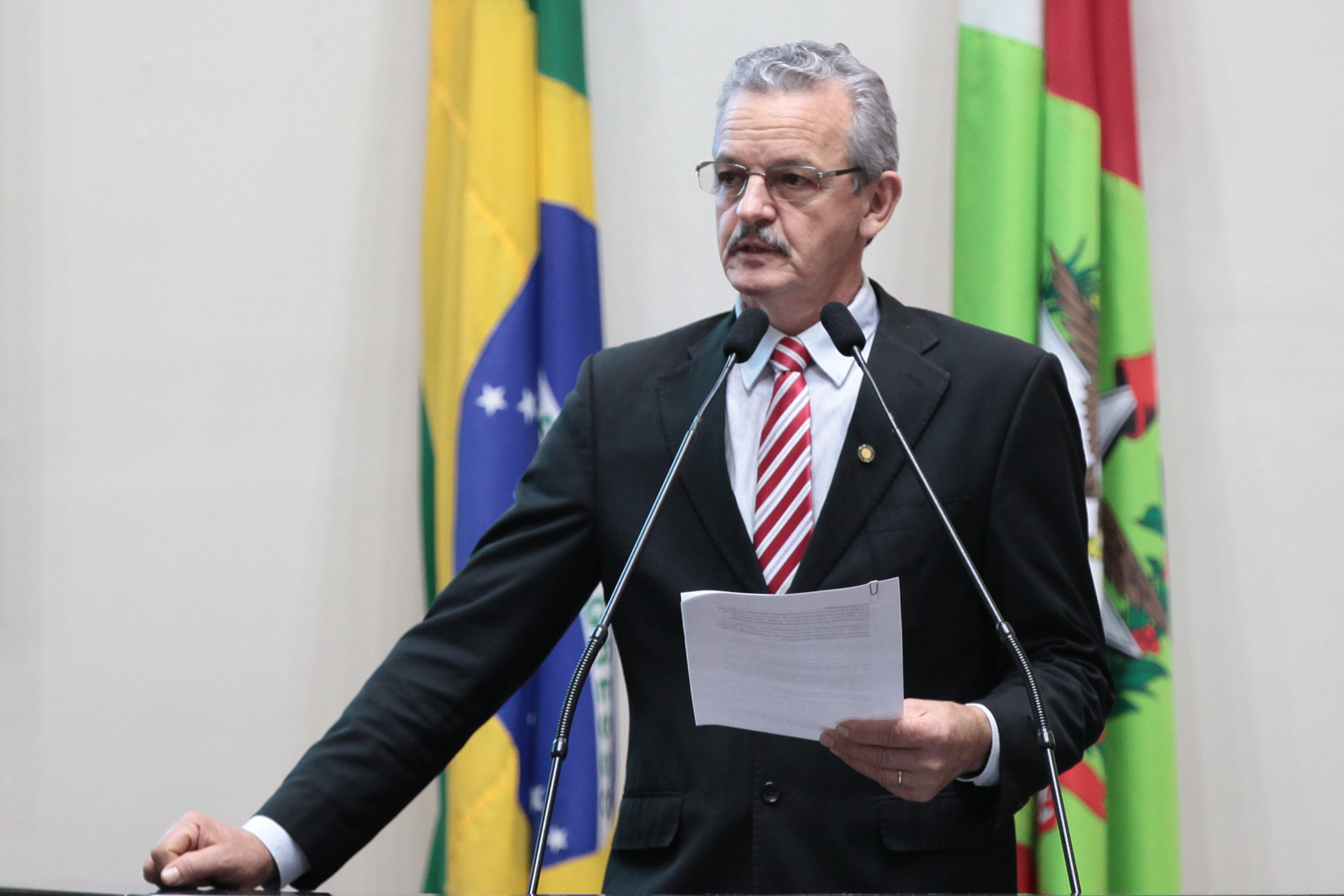Deputado Dirceu Dresch (PT).  Sessão Ordinária
