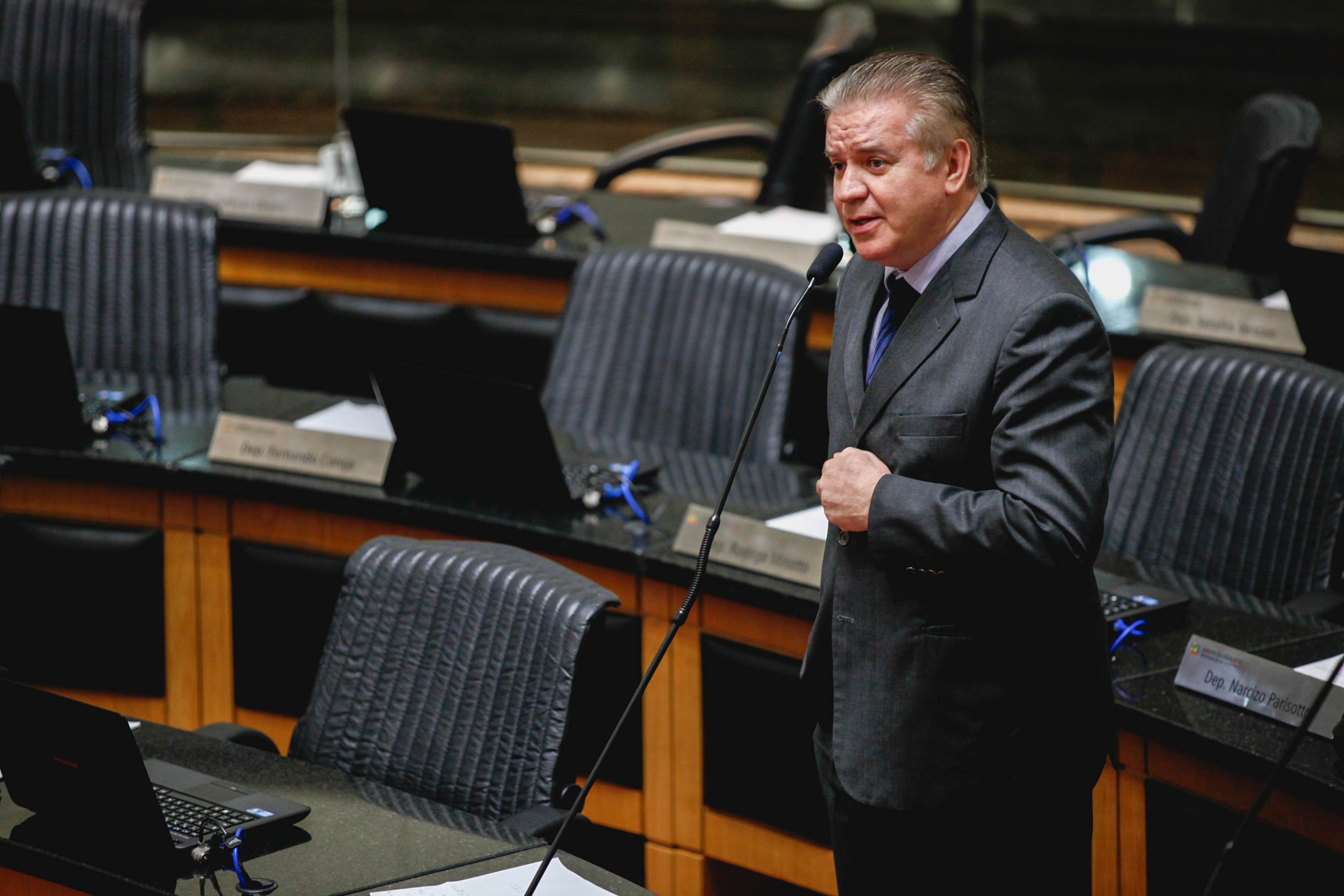 Deputado César Valduga (PCdoB). Sessão Ordinária.