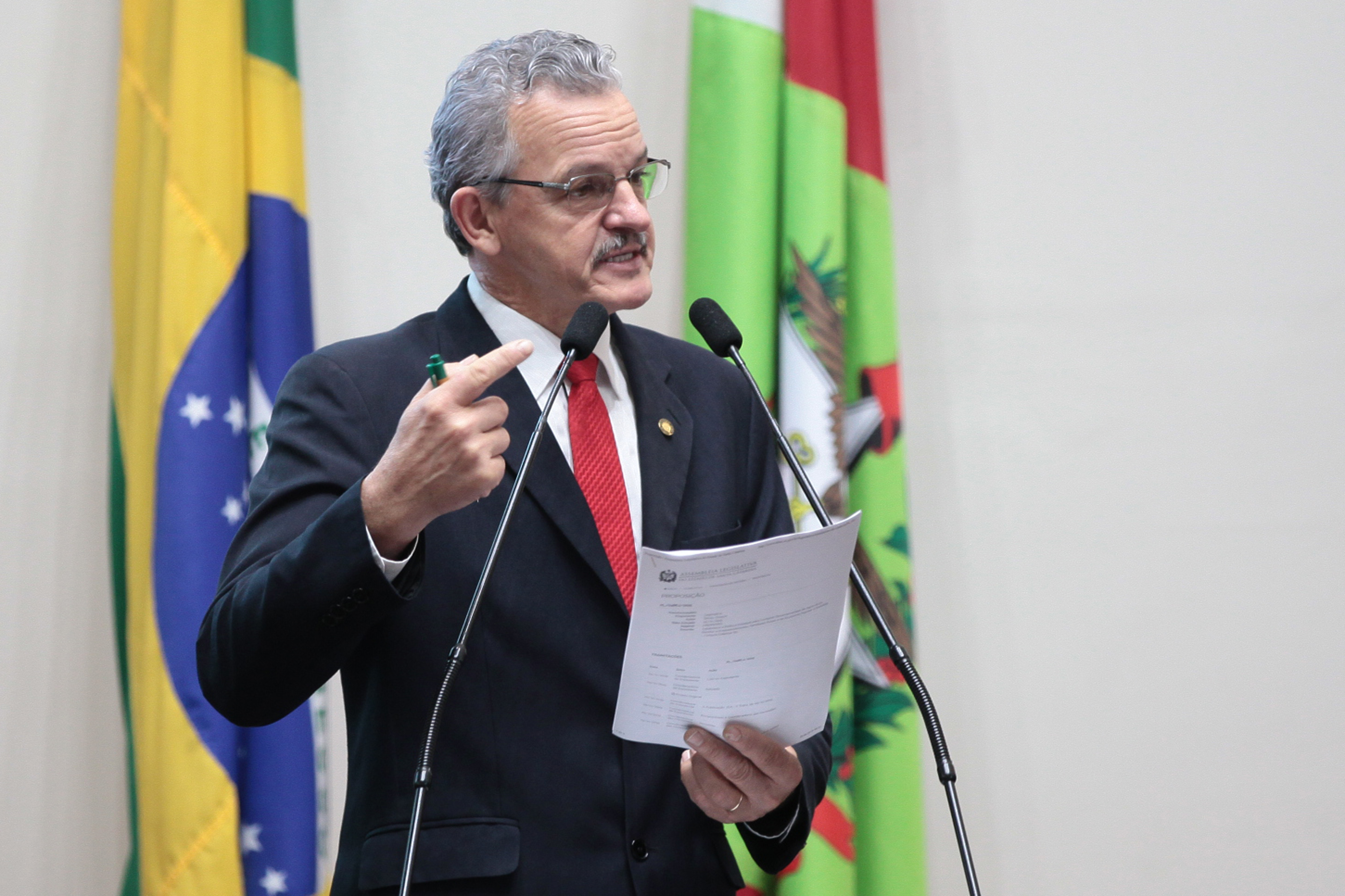 Deputado Dirceu Dresch (PT). Sessão Ordinária.