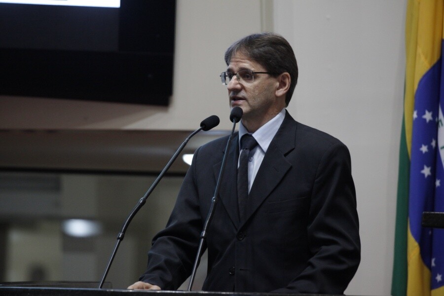 Saretta lamenta necessidade de ação judicial para governo revitalizar rodovia