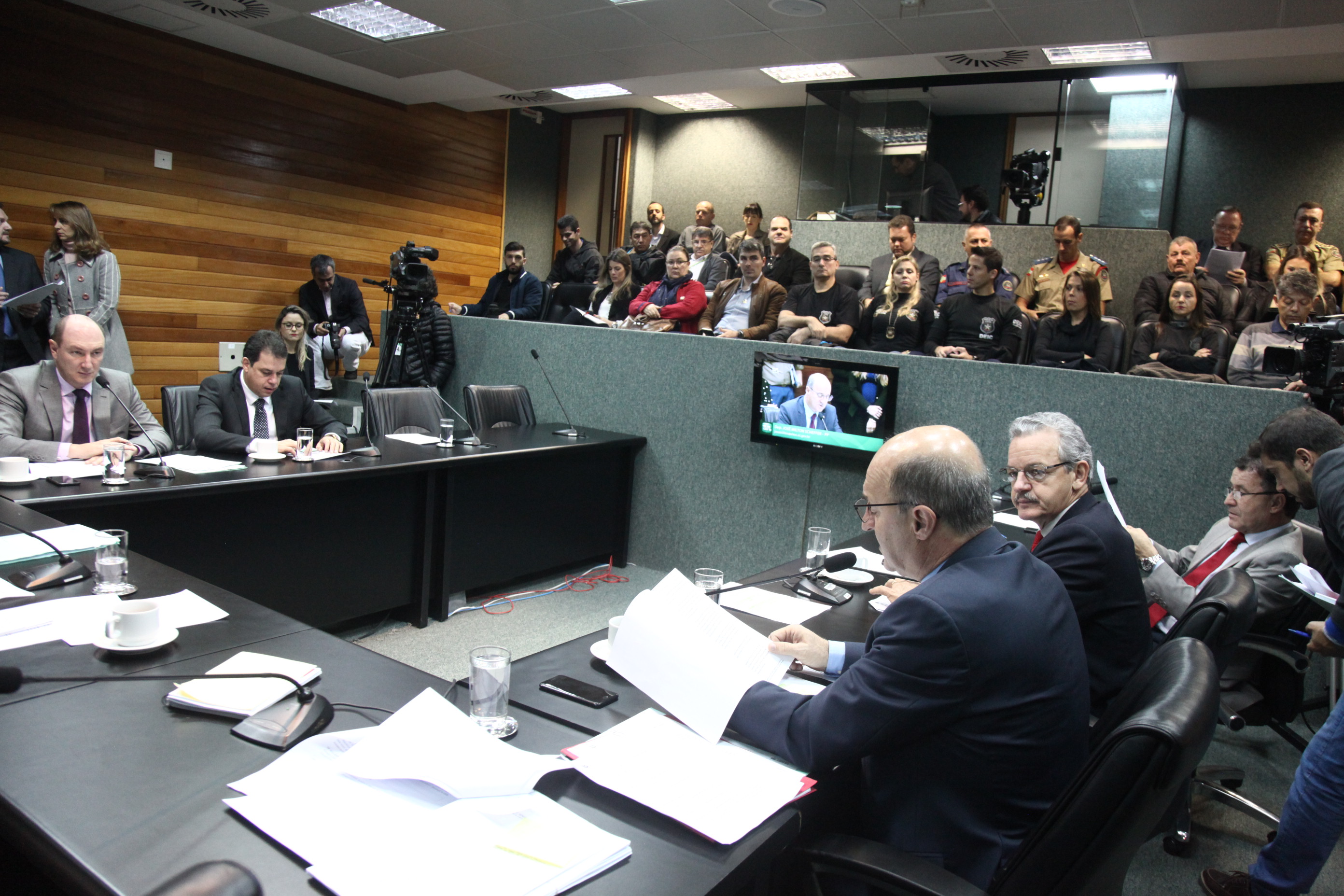 Comissão de Constituição e Justiça