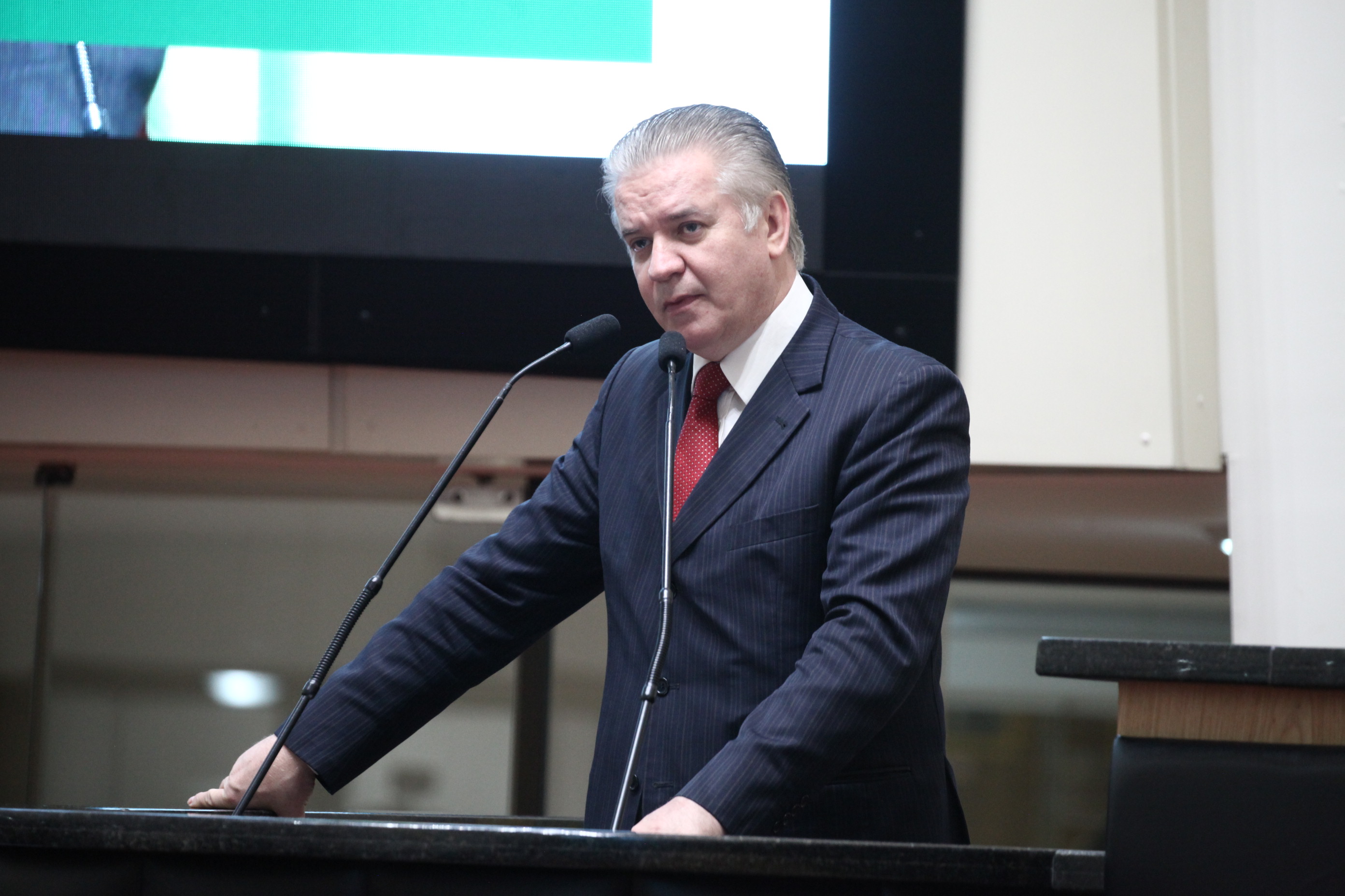 Deputado César Valduga (PCdoB)