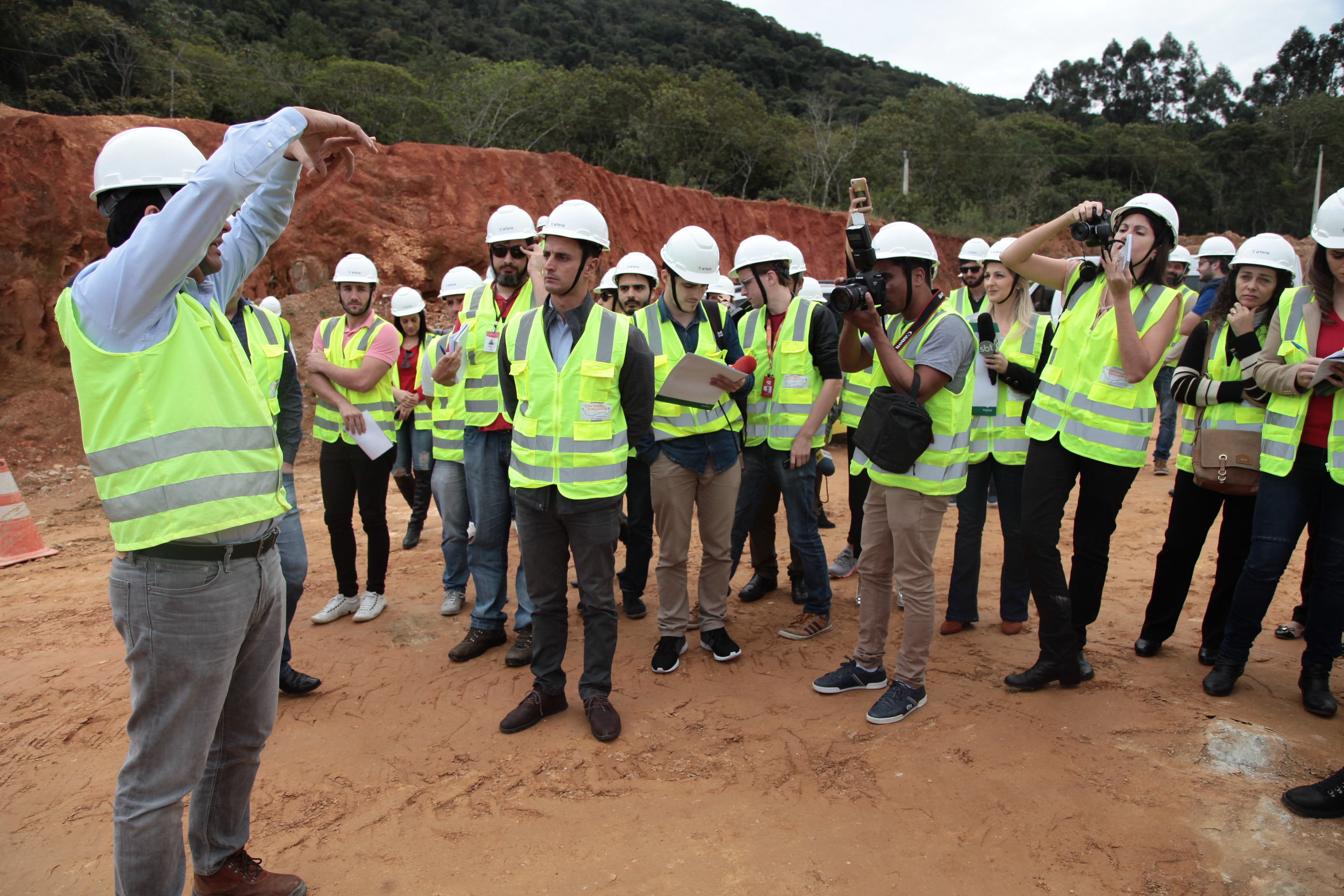 Equipe da Comissão de Transportes da Alesc Visita Obras do Anel Viário de Florianópolis