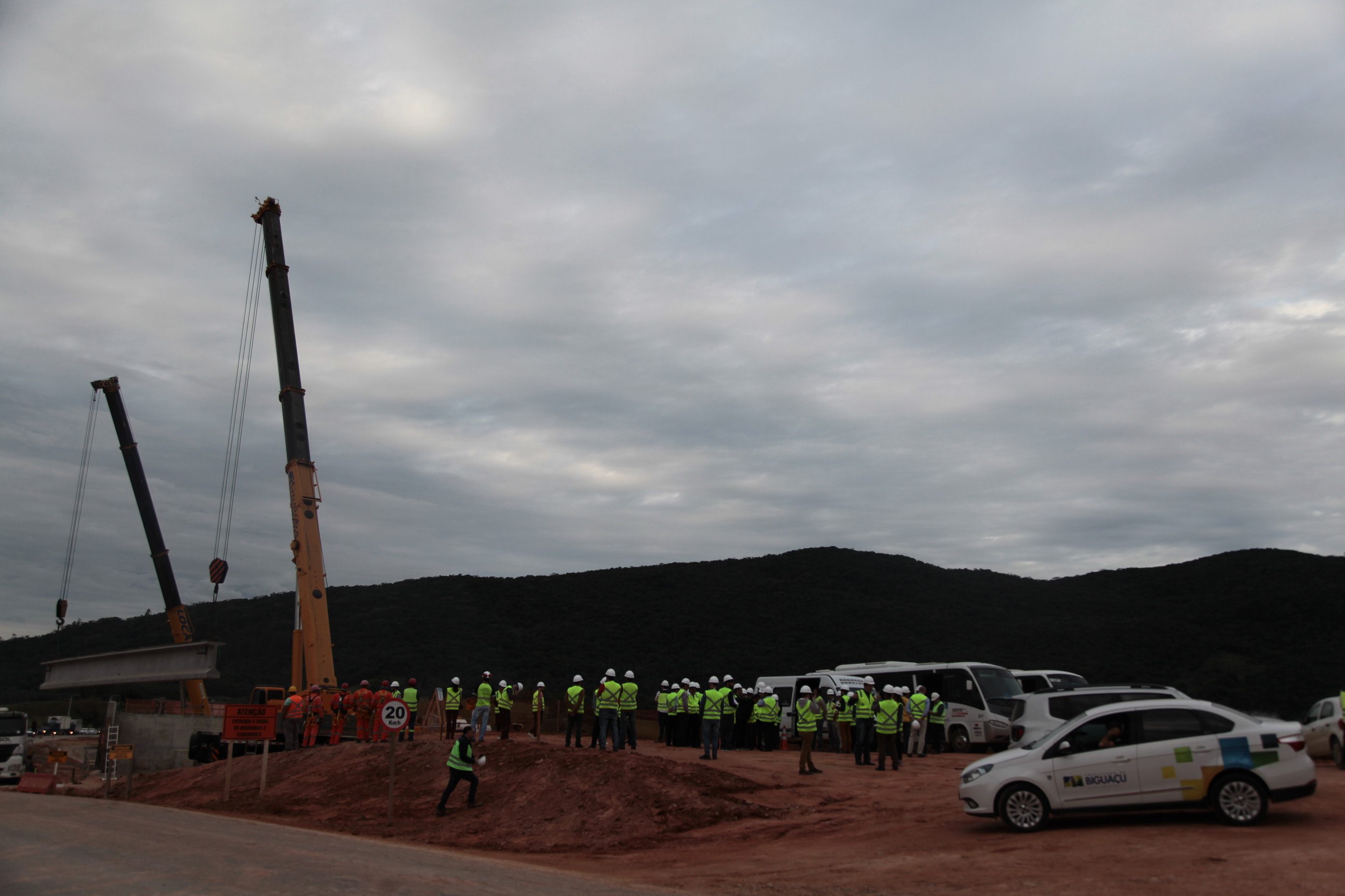 Equipe da Comissão de Transportes da Alesc Visita Obras do Anel Viário de Florianópolis.