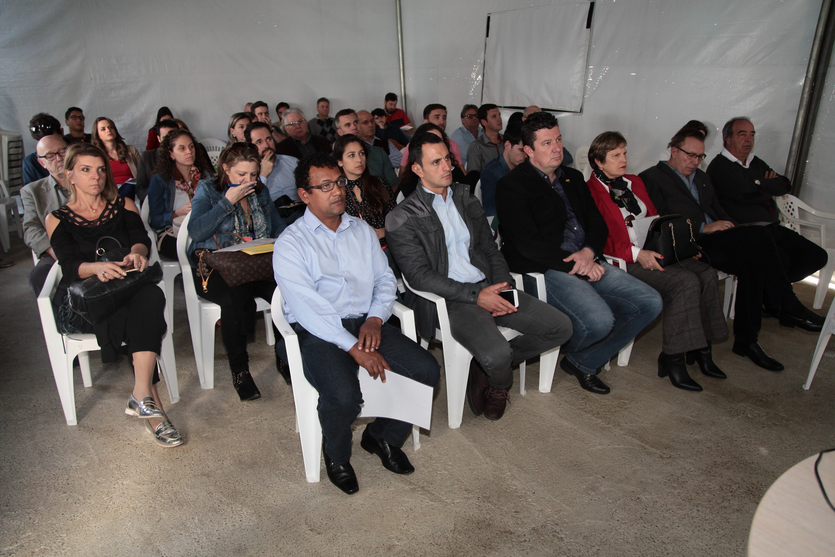 Equipe da Comissão de Transportes da Alesc Visita Obras do Anel Viário de Florianópolis.