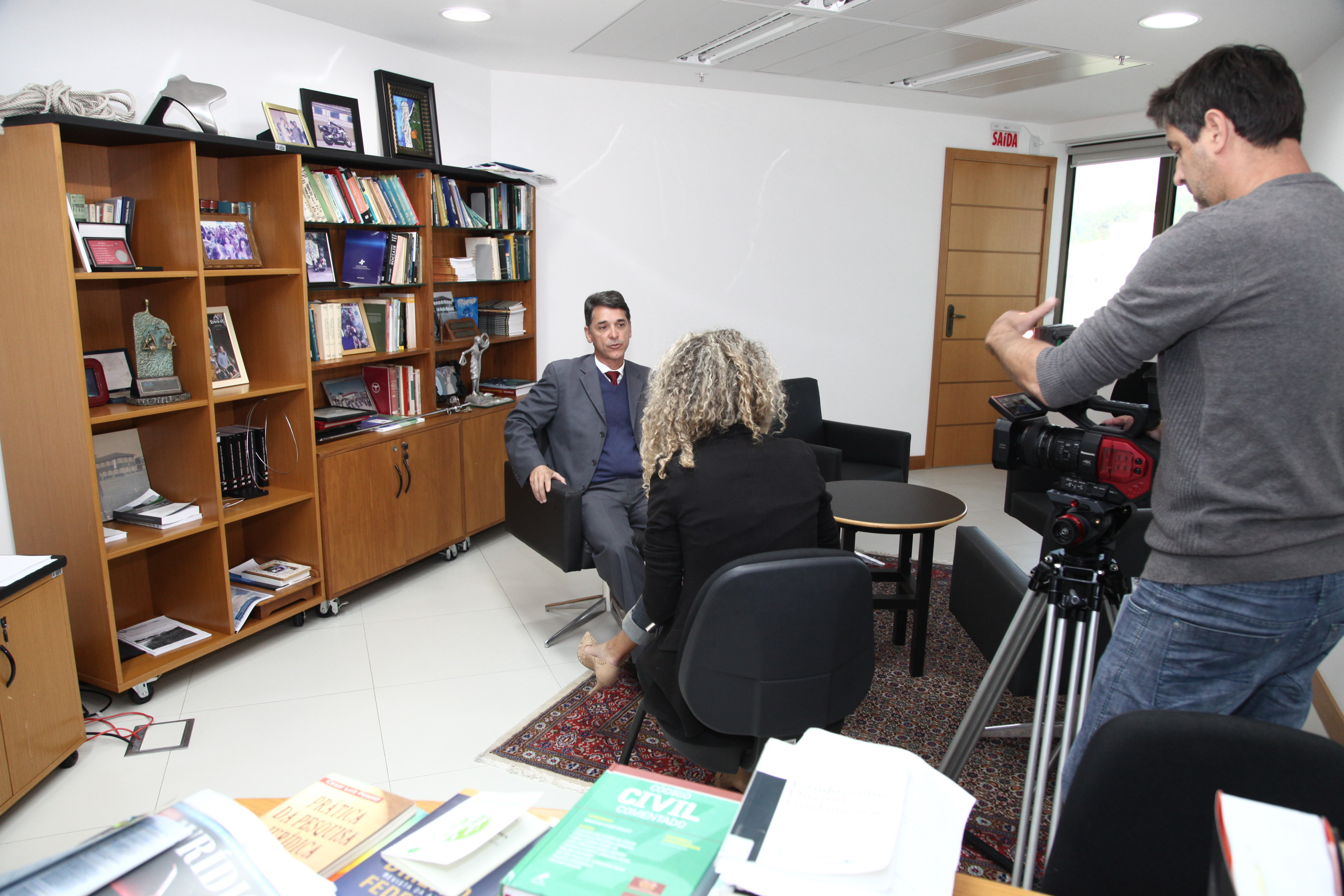 Entrevista com o Juiz Federal Antonio Fernando Schenkel do Amaral e Silva.