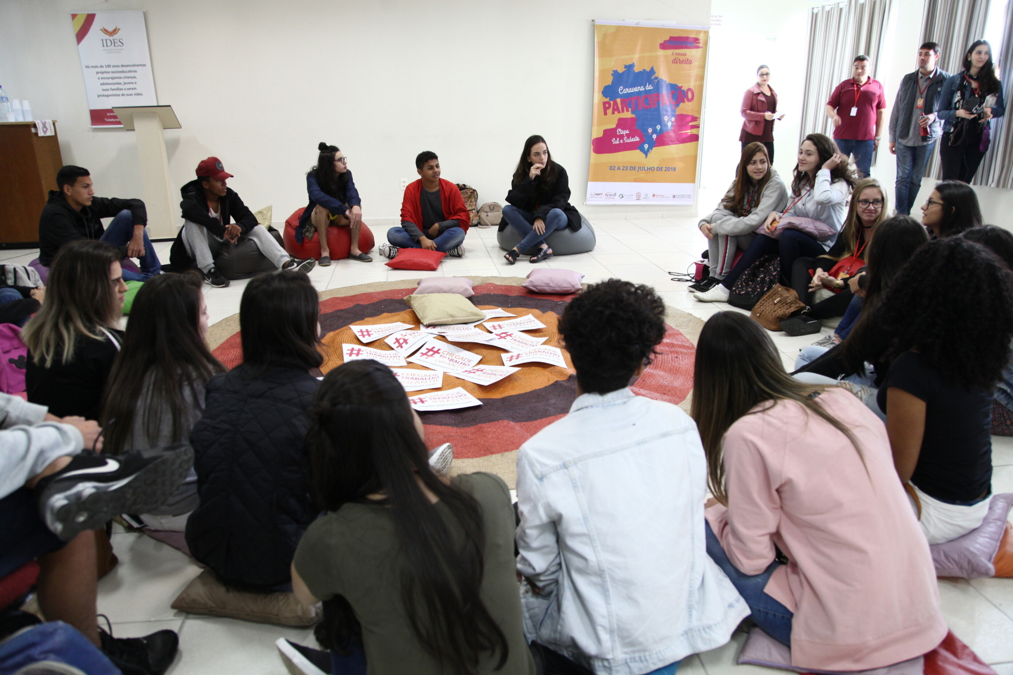 Caravana da Participação discute trabalho infantil em Florianópolis