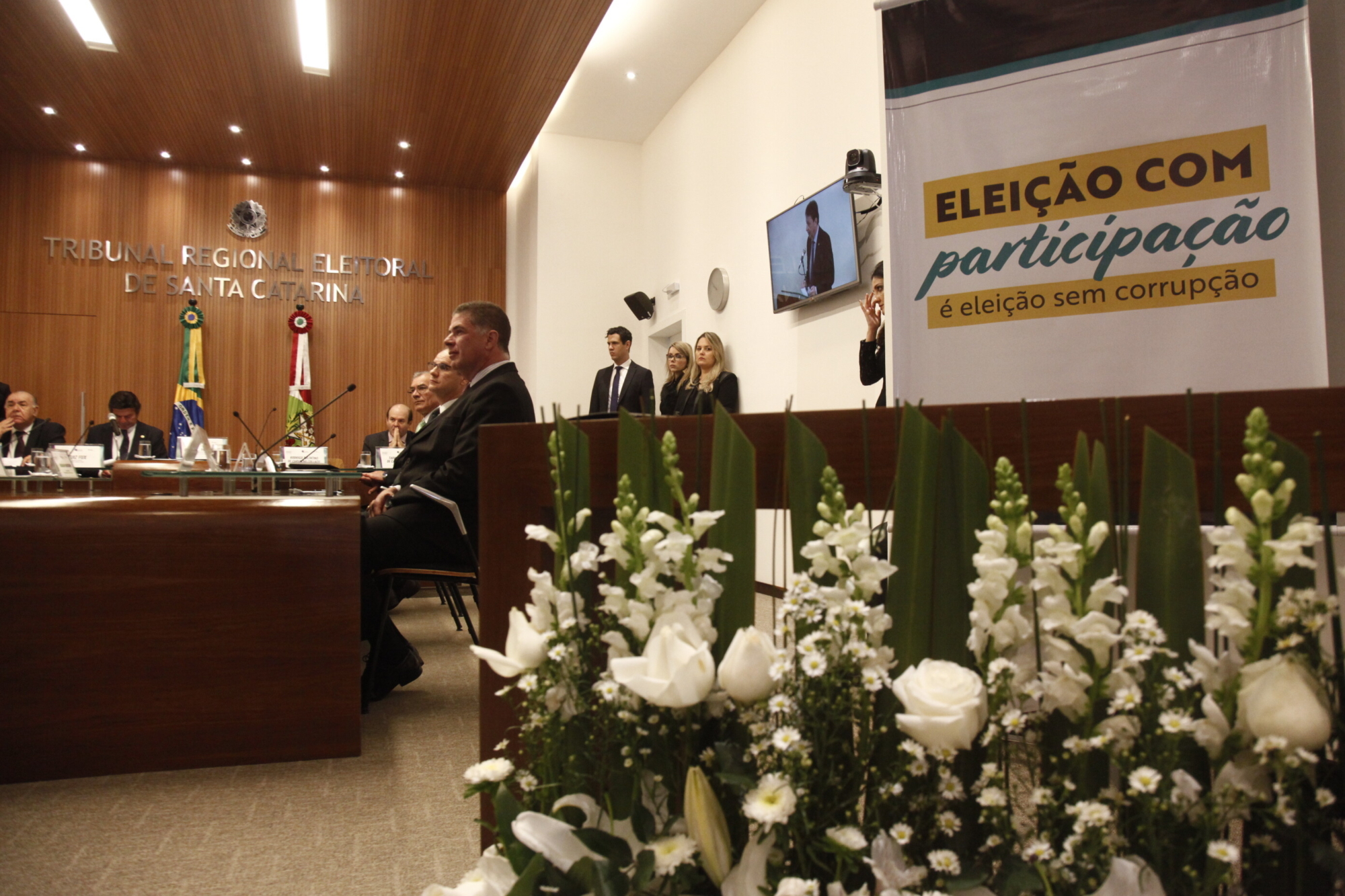 Instituições assinam compromisso contra a corrupção em campanhas