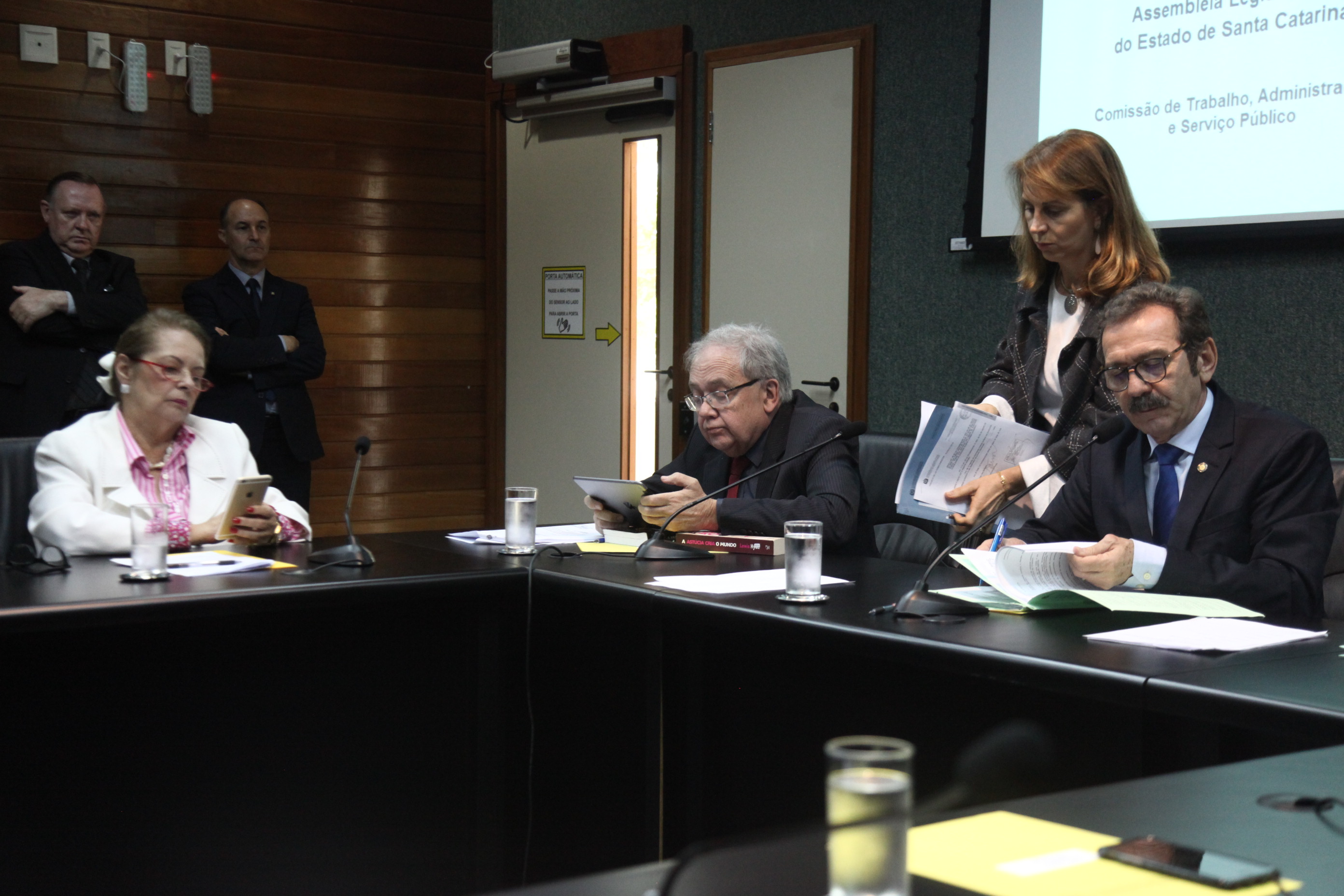 Comissão de Trabalho Administração e Serviço Público