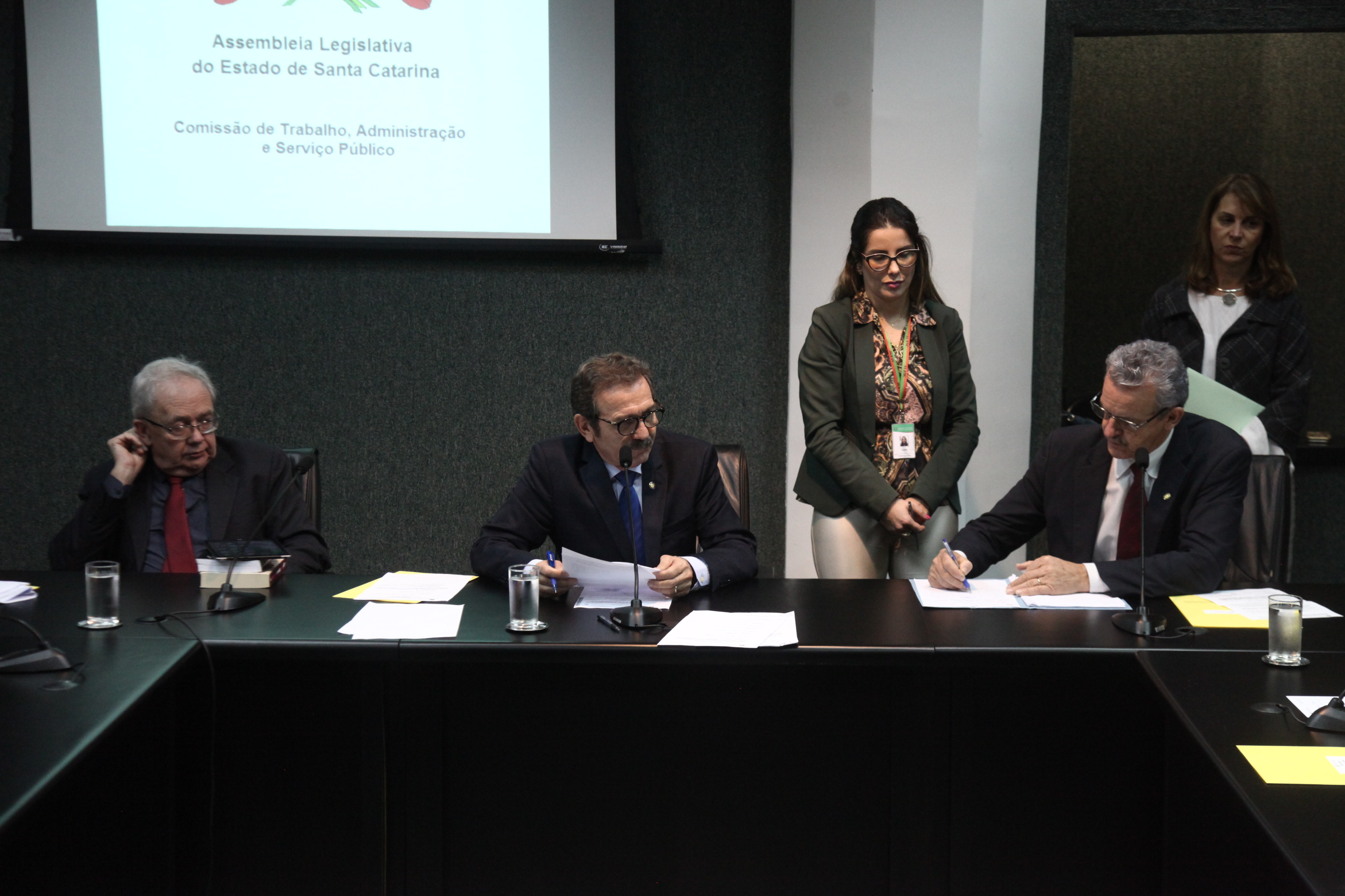 Comissão de Trabalho Administração e Serviço Público