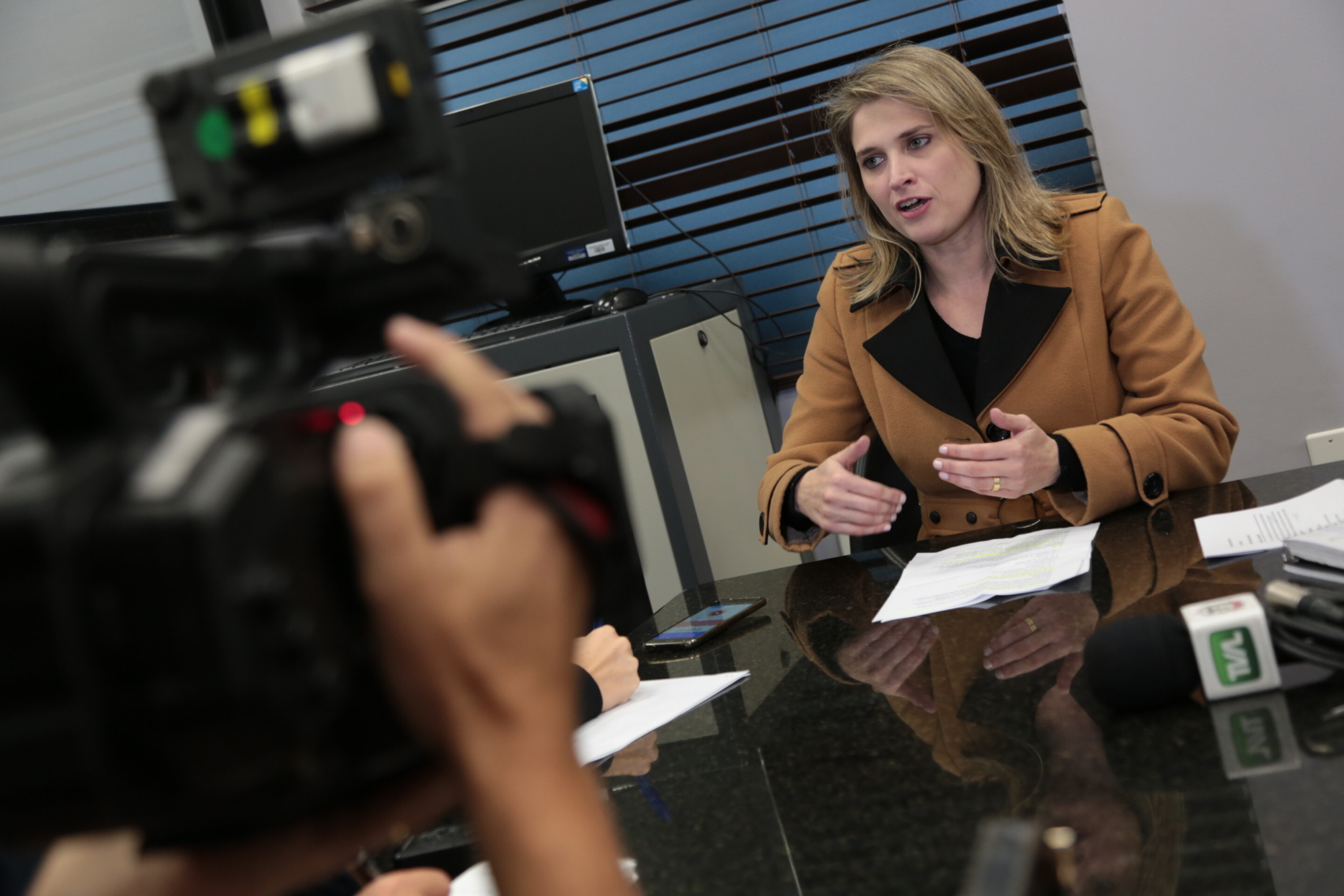 Mais de 3 mil presos do regime semiaberto cumprem pena de forma irregular