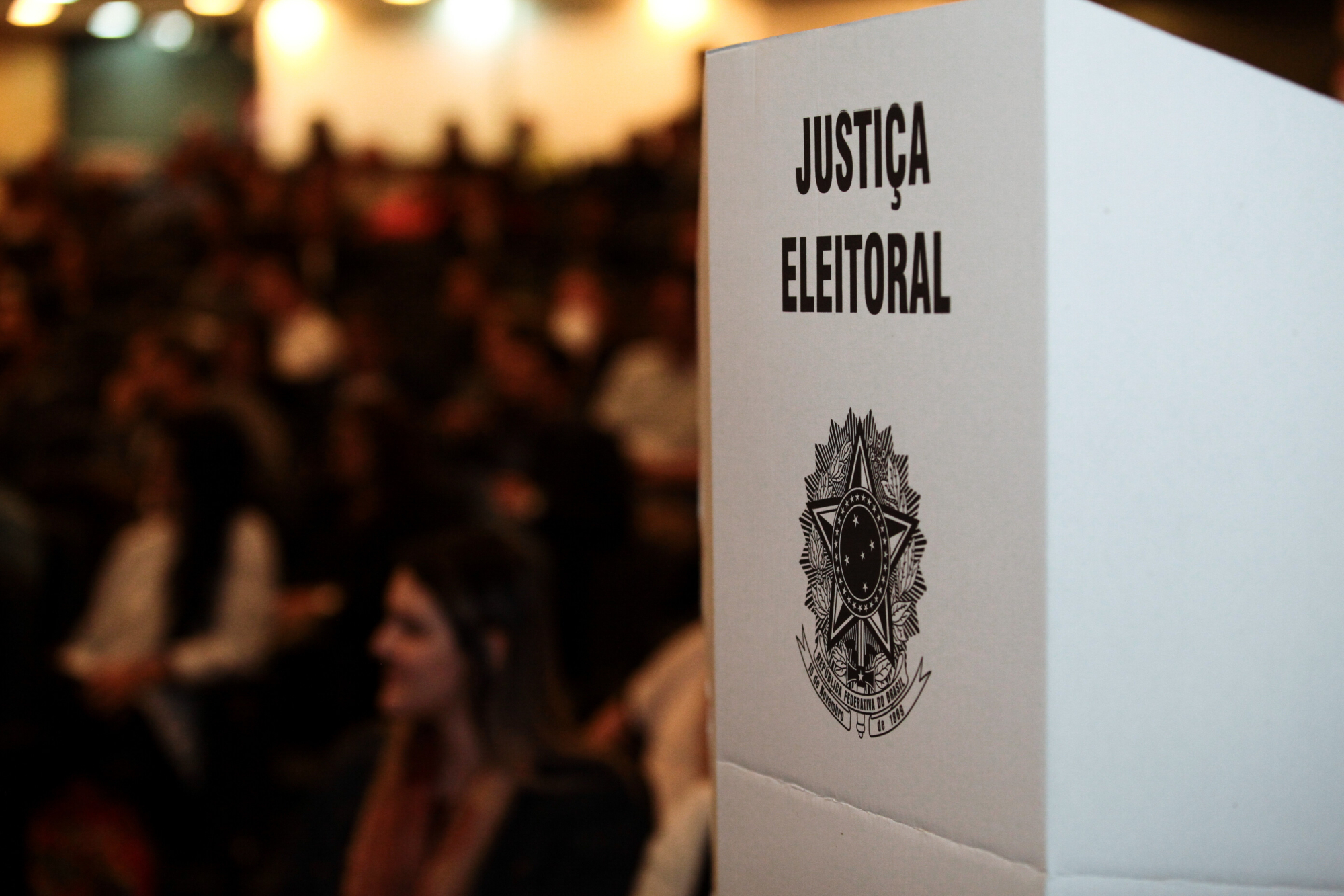 Cerca de 65 mil pessoas prestarão serviço como mesários nos dois turnos das eleições de 2018 no estado