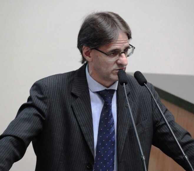 Saretta quer mutirão para atender demanda oftalmológica em SC