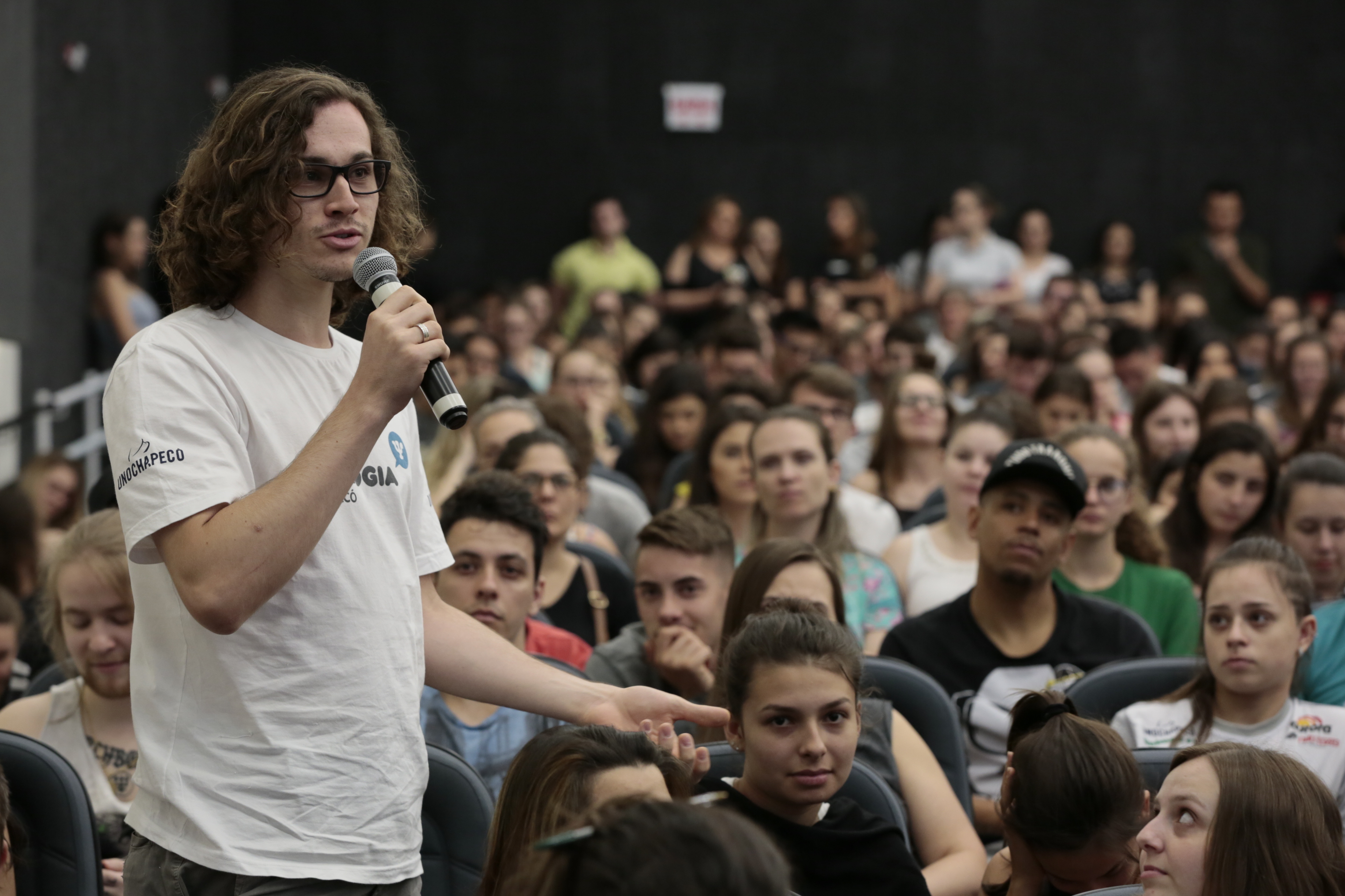 Comissão de Educação da Alesc promove audiência pública sobre a redução das bolsas comunitárias definida pela PEC 0005.3/2017.