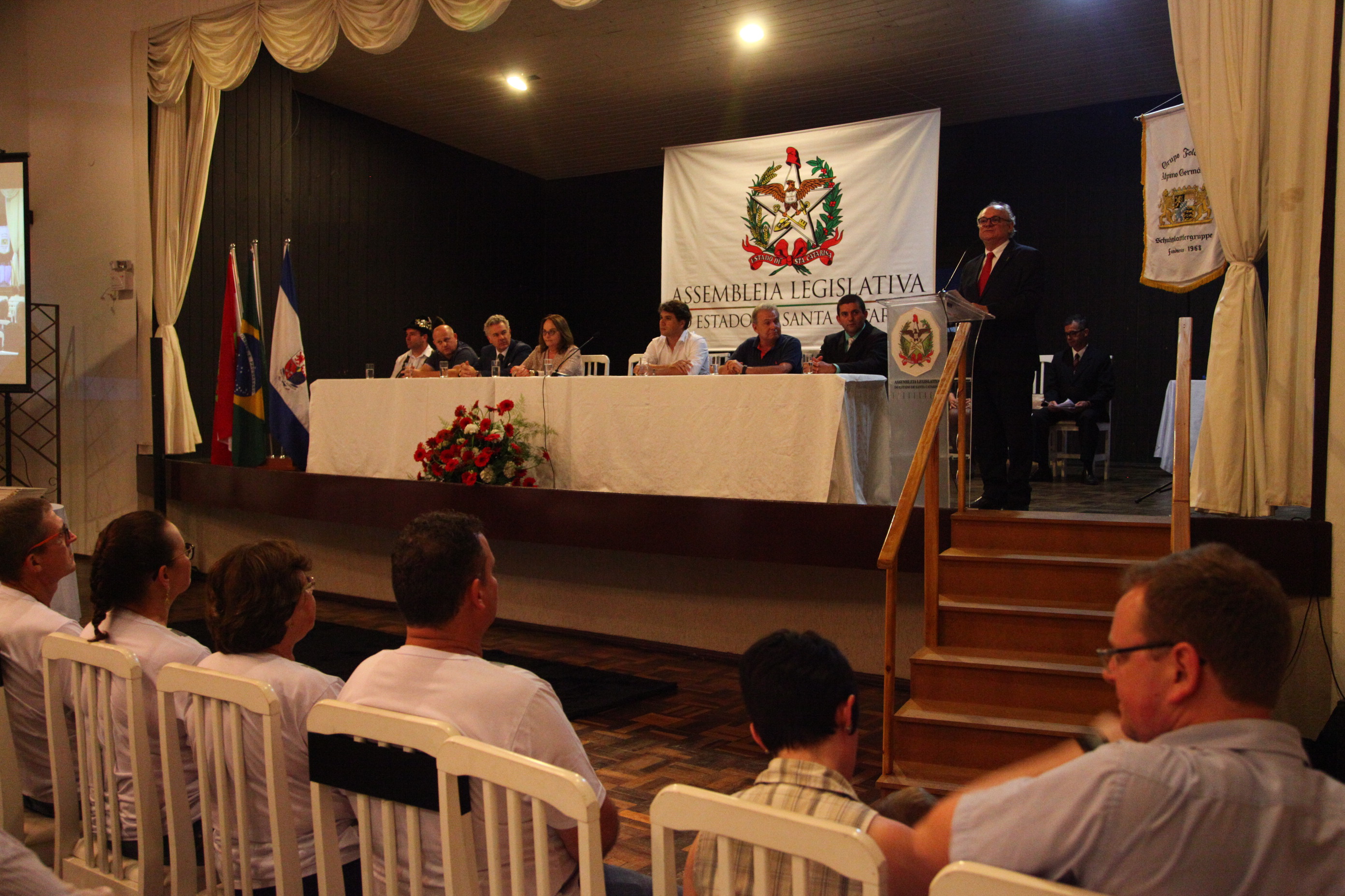 Sessão Solene em Homenagem ao Grupo Folclórico Alpino Germânico