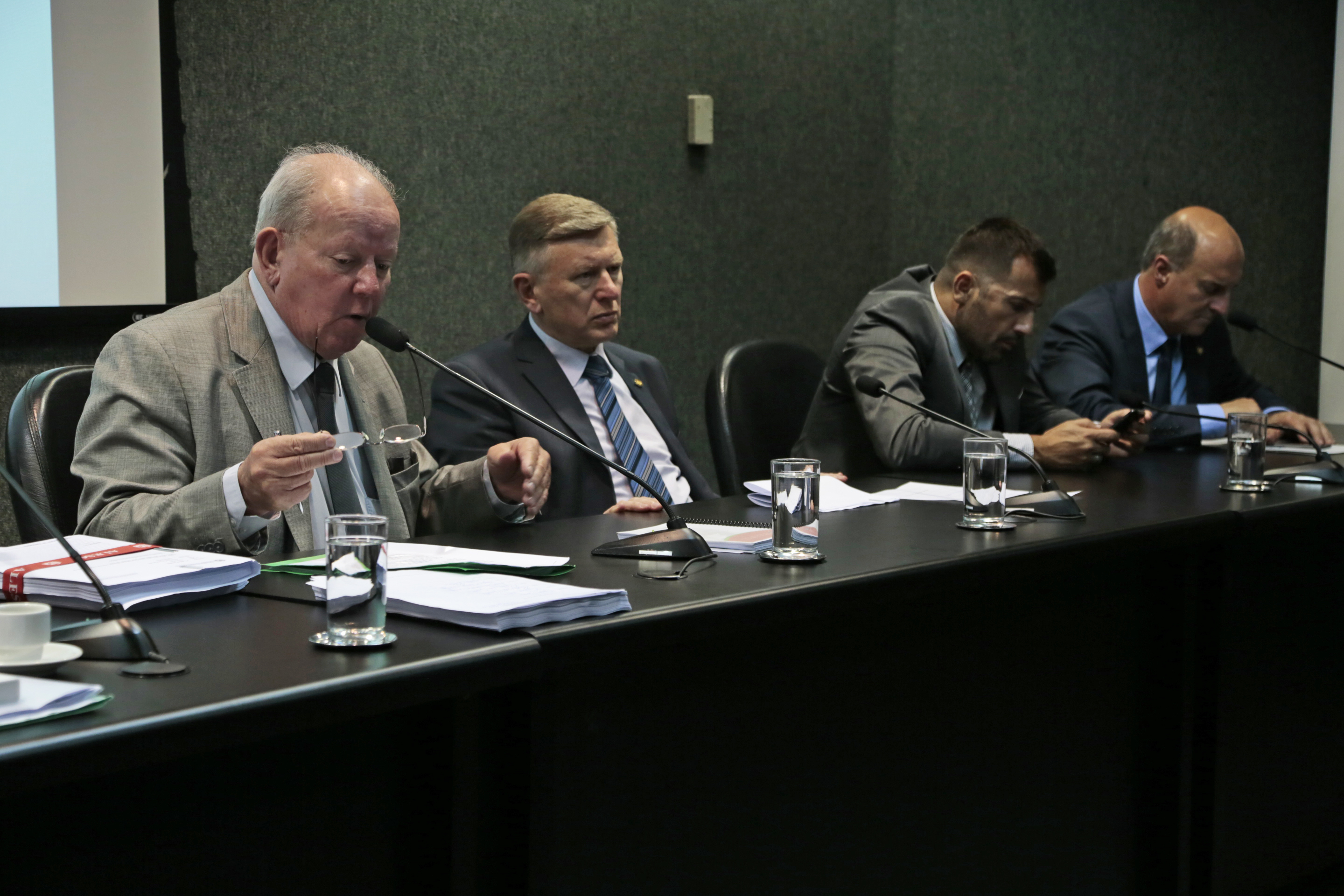 Comissão de Finanças.
