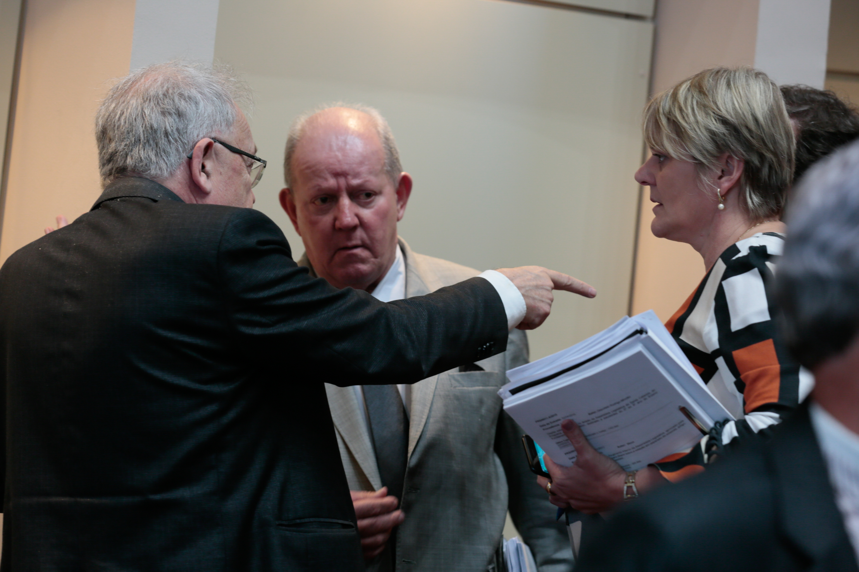 Sessão Ordinária Seguida da Comissão de Reforma do Regimento Interno.