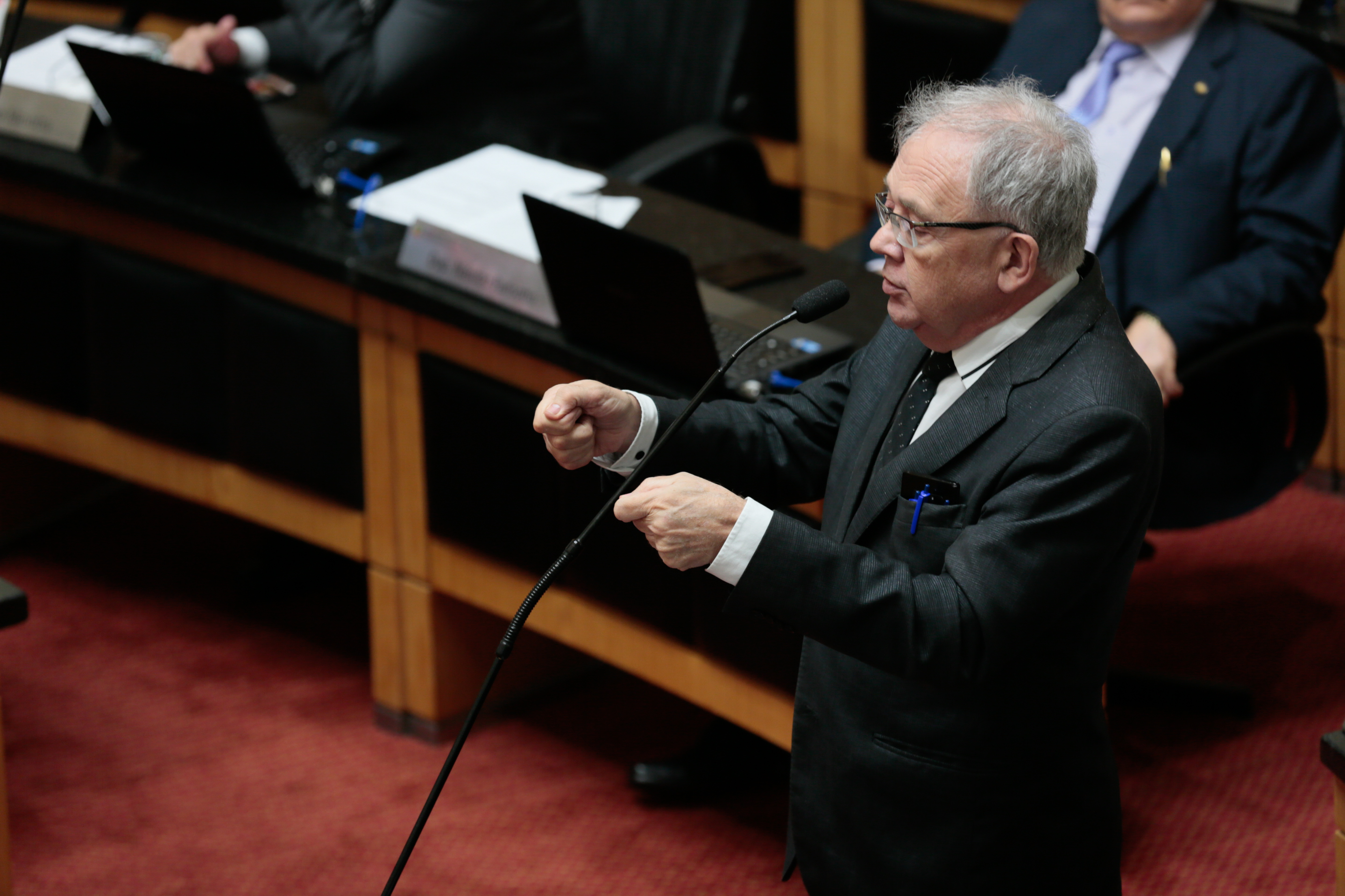 Sessão Ordinária Seguida da Comissão de Reforma do Regimento Interno.
