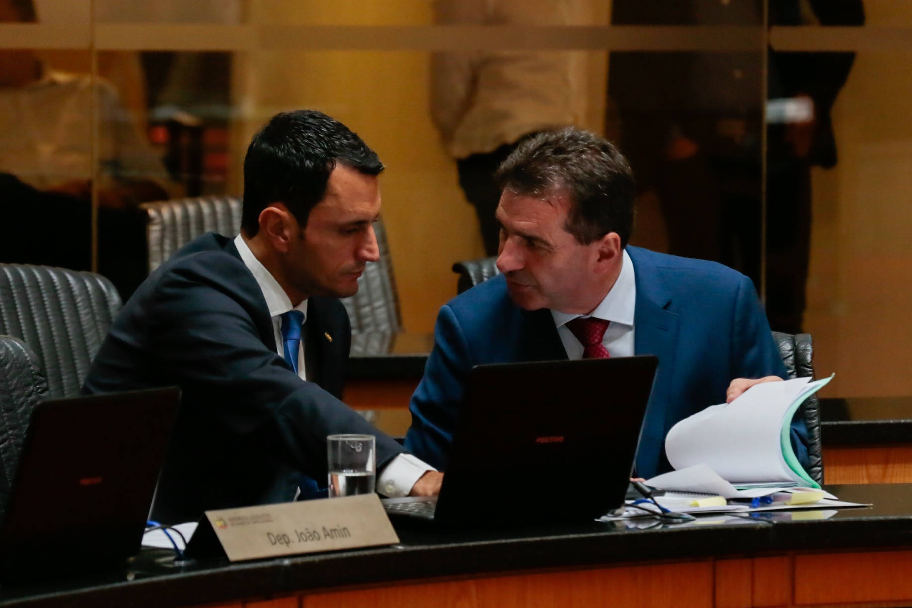 Sessão Ordinária Seguida da Comissão de Reforma do Regimento Interno.