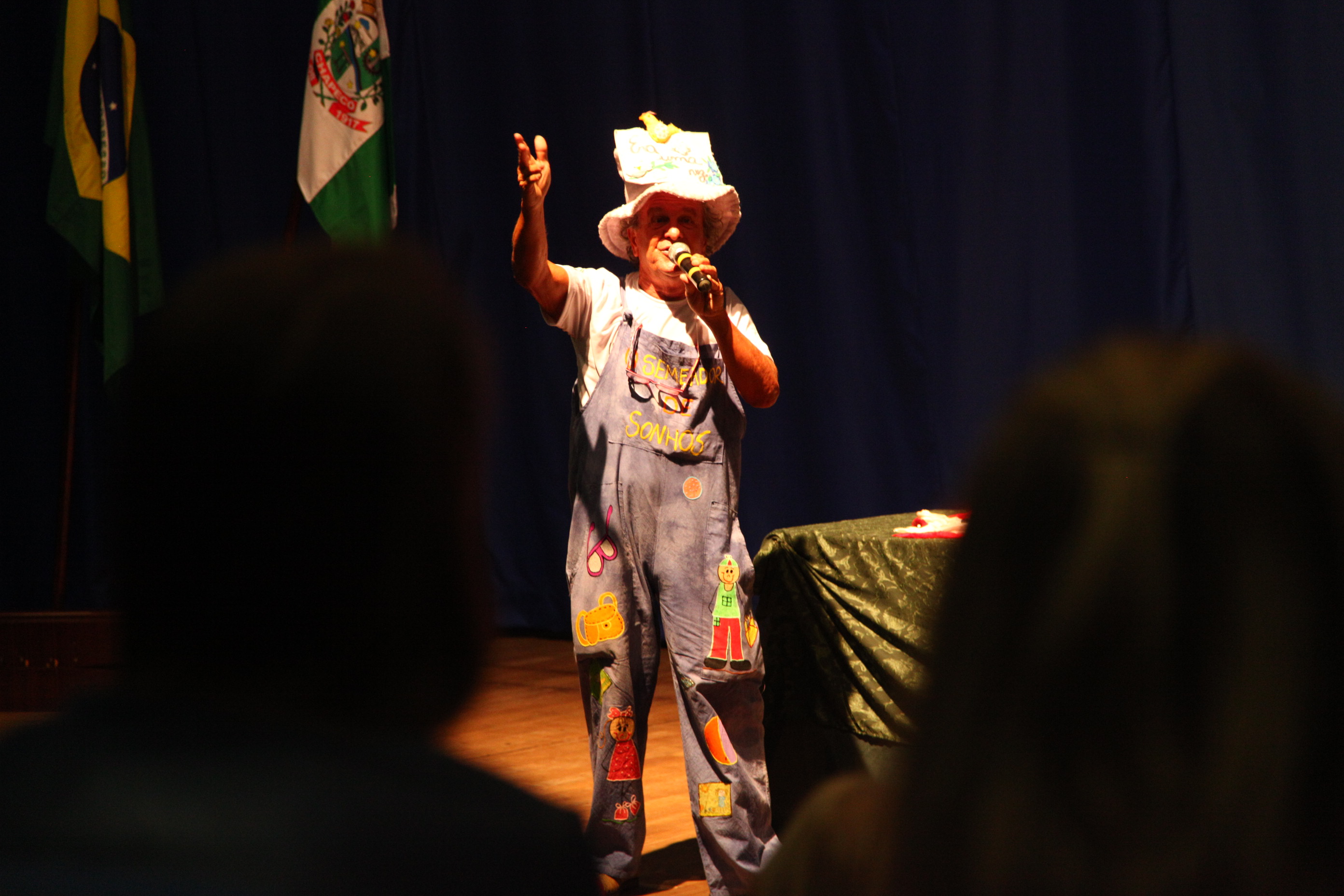 Seminário Estadual de Formação de Professores da Região Oeste de SC - Apresentação Cultural