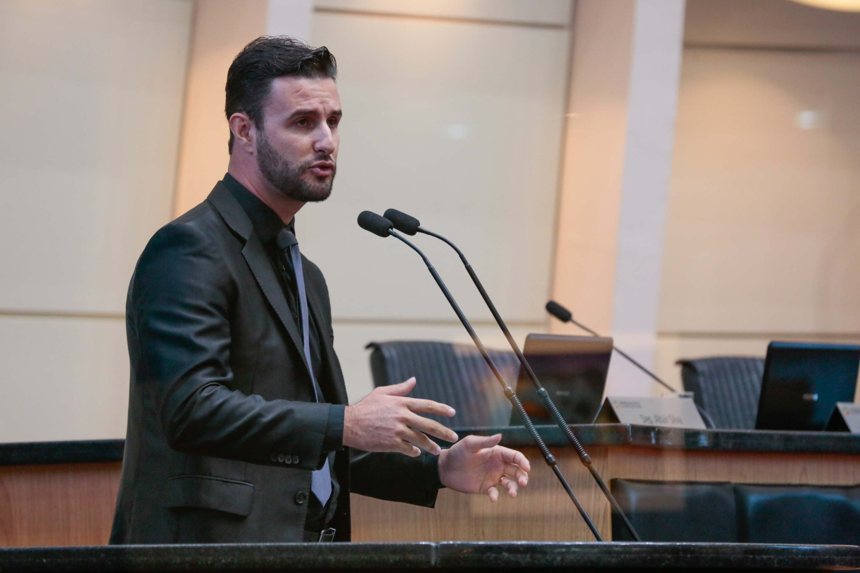 Deputado Felipe Estevão (PSL)
