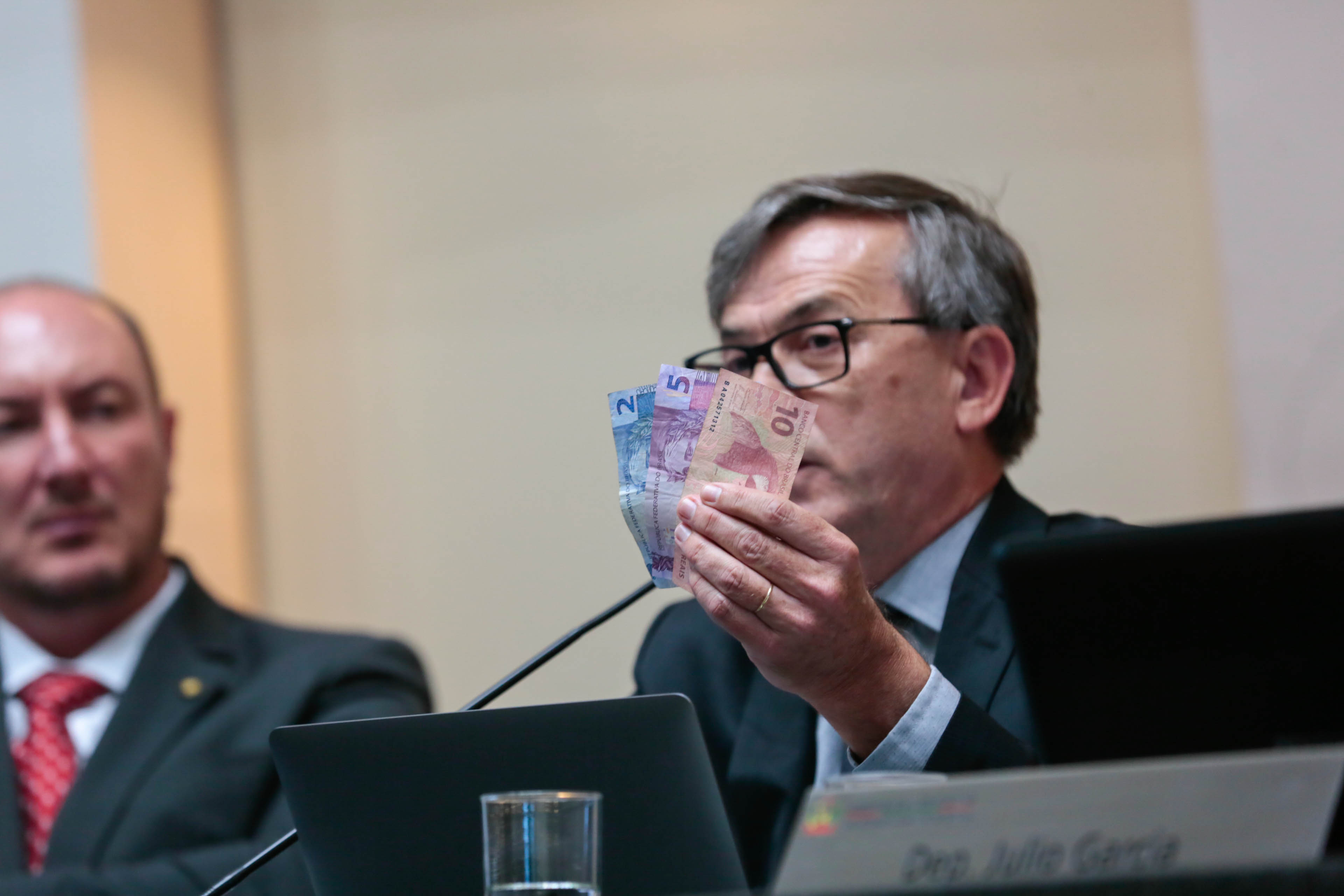 SESSÃO ESPECIAL - Secretário da Fazenda Paulo Eli Responde Convocação da Alesc.