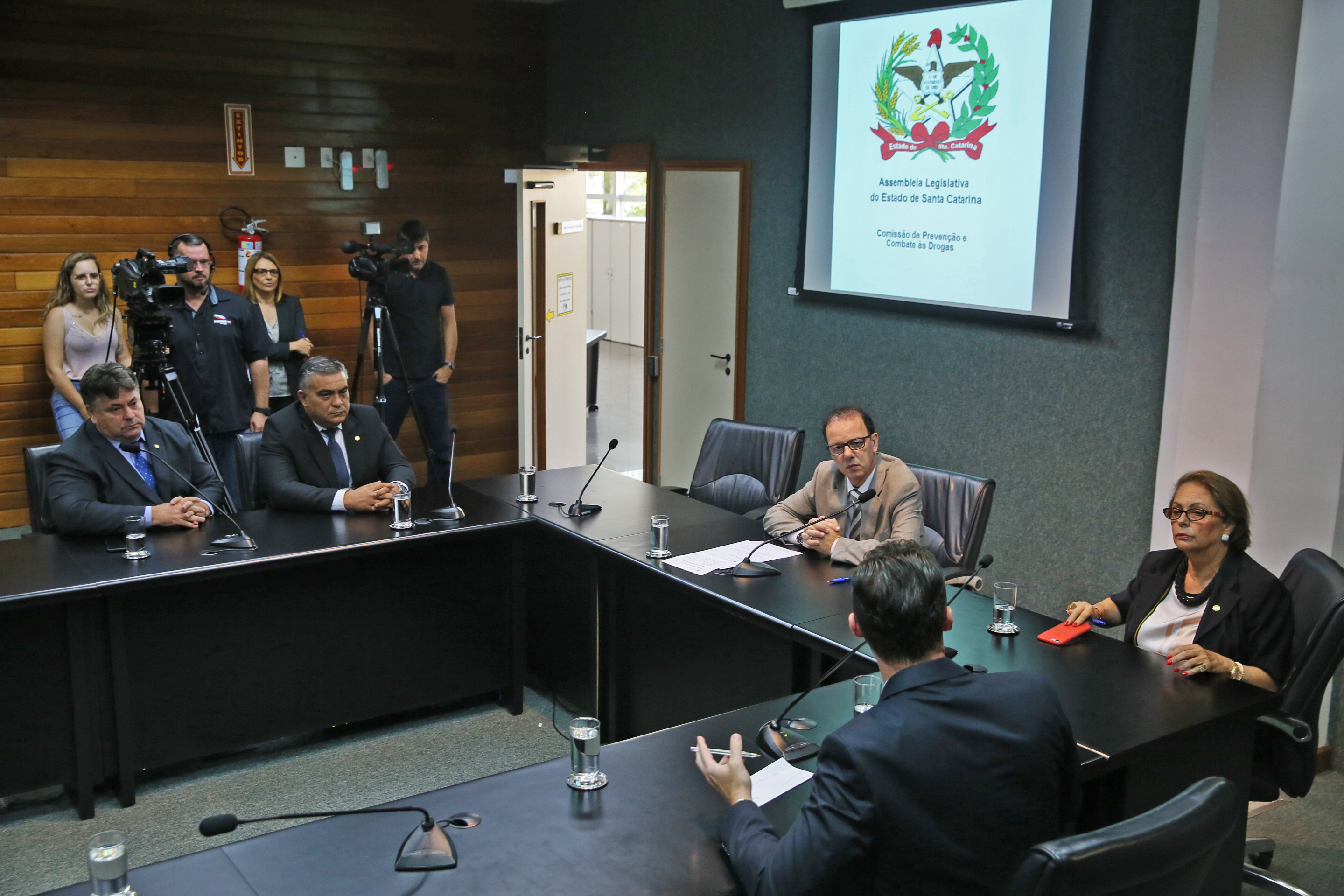 INSTALAÇÃO DAS COMISSÕES – Comissão de Prevenção e Combate às Drogas é Instalada