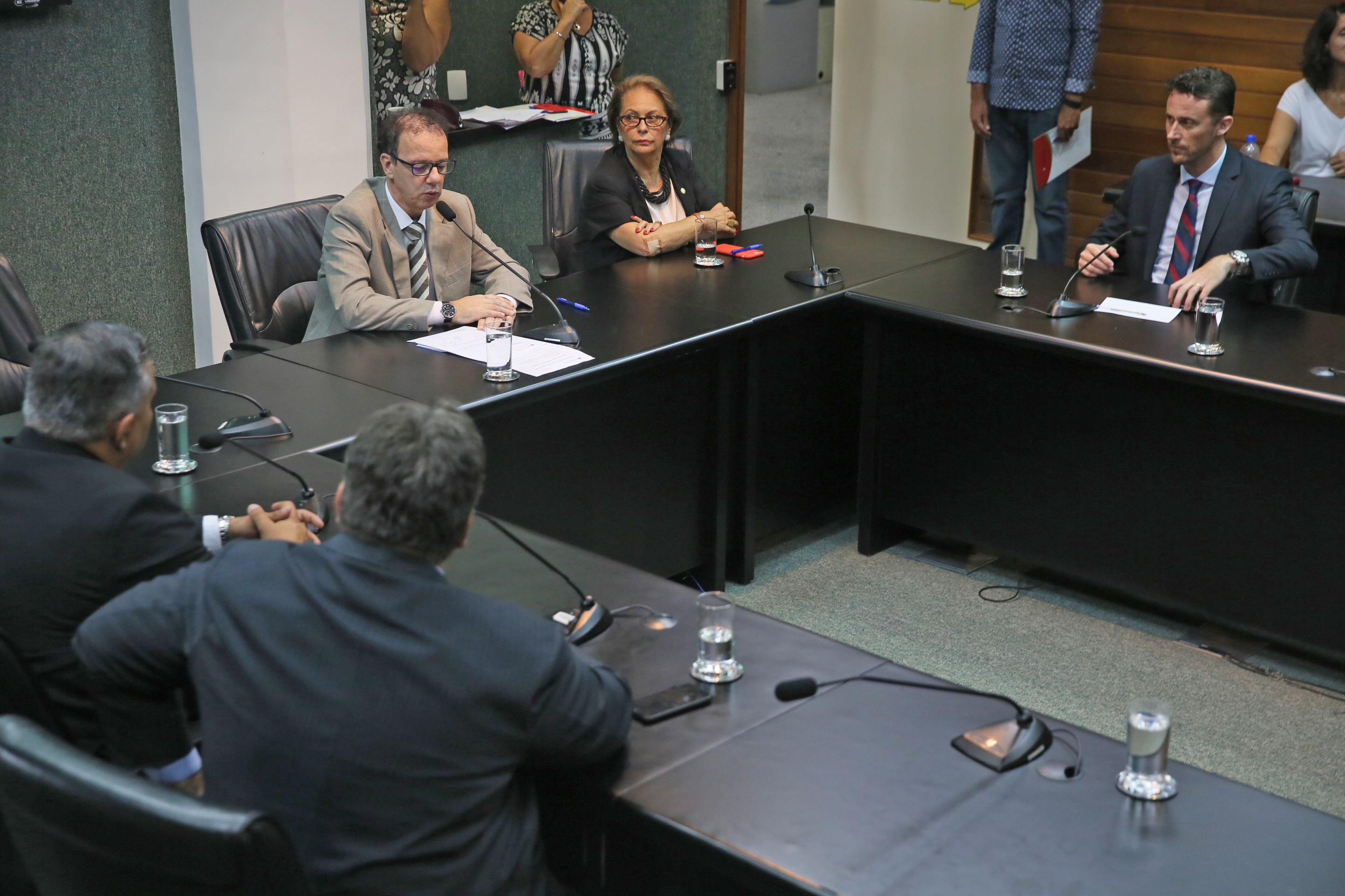 INSTALAÇÃO DAS COMISSÕES - Comissão de Prevenção e Combate às Drogas é Instalada.