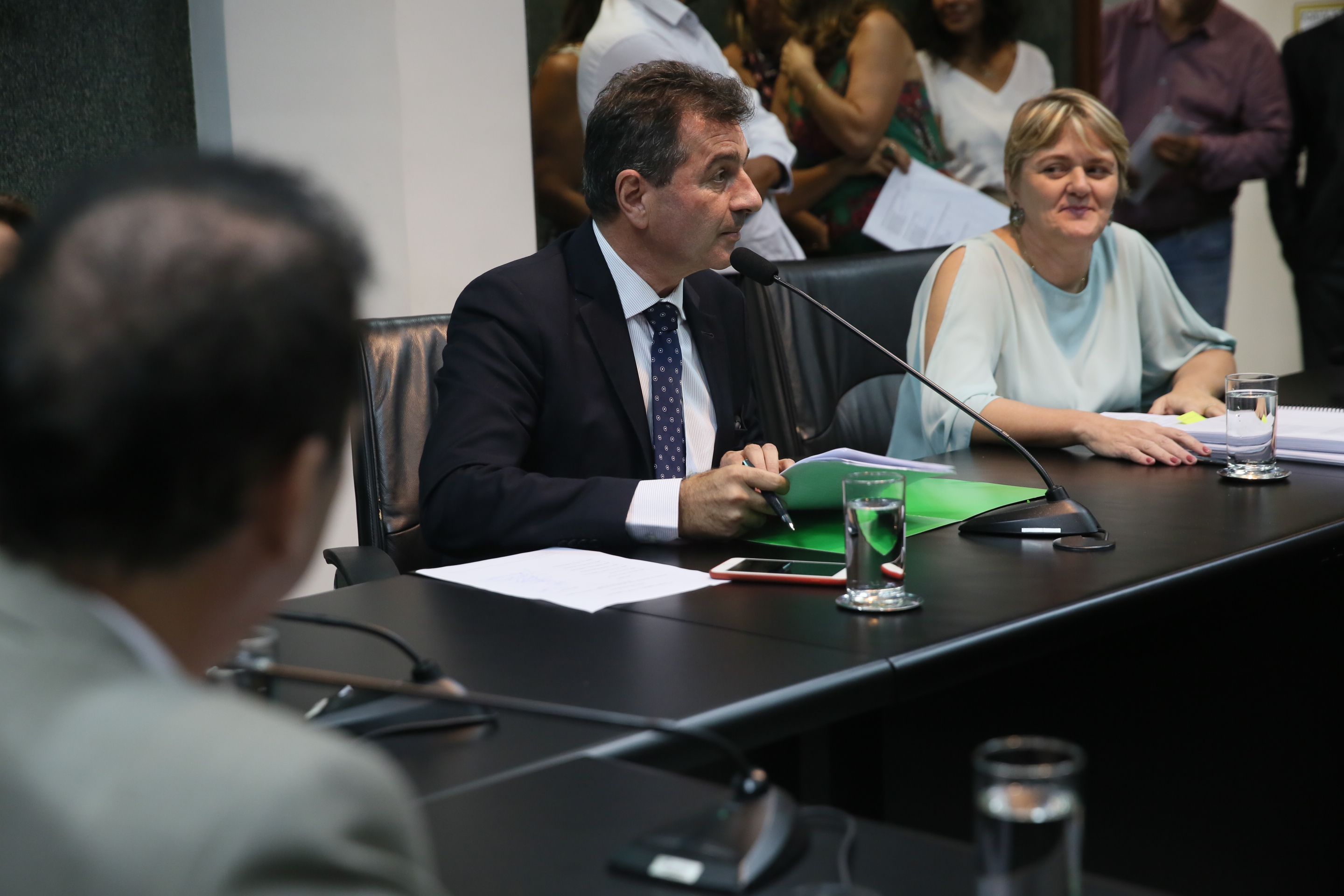 INSTALAÇÃO DAS COMISSÕES - Comissão de Educação é Instalada