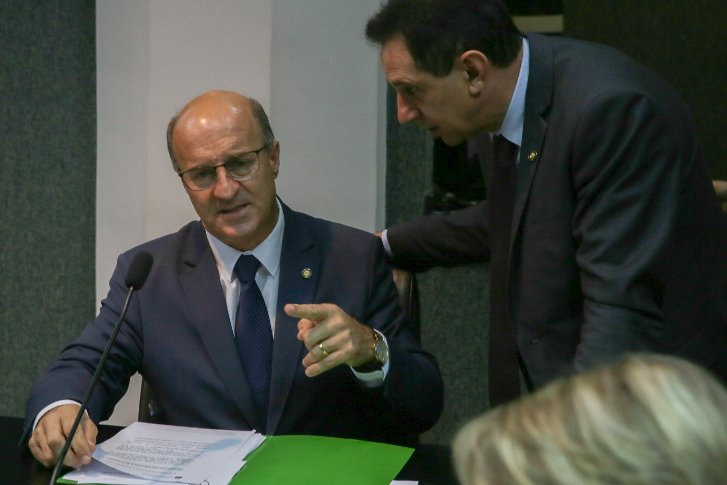 Comissão de Defesa dos Direitos da Pessoa com Deficiência é instalada. Deputados Vicente Caropreso (PSDB) e José Milton (PP) são eleitos presidente e vice da comissão.