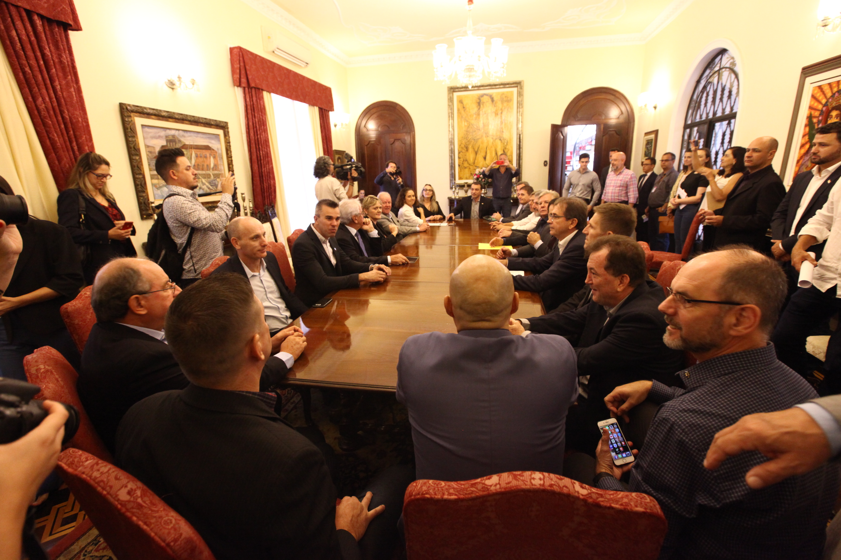 Reunião da Bancada do Oeste Com Governador