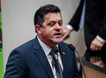 Naatz retoma projeto de criação do Parque Estadual da Praia de Taquarinhas