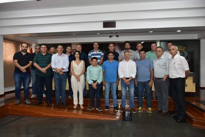 Fabiano da Luz firma compromissos com Chapecó