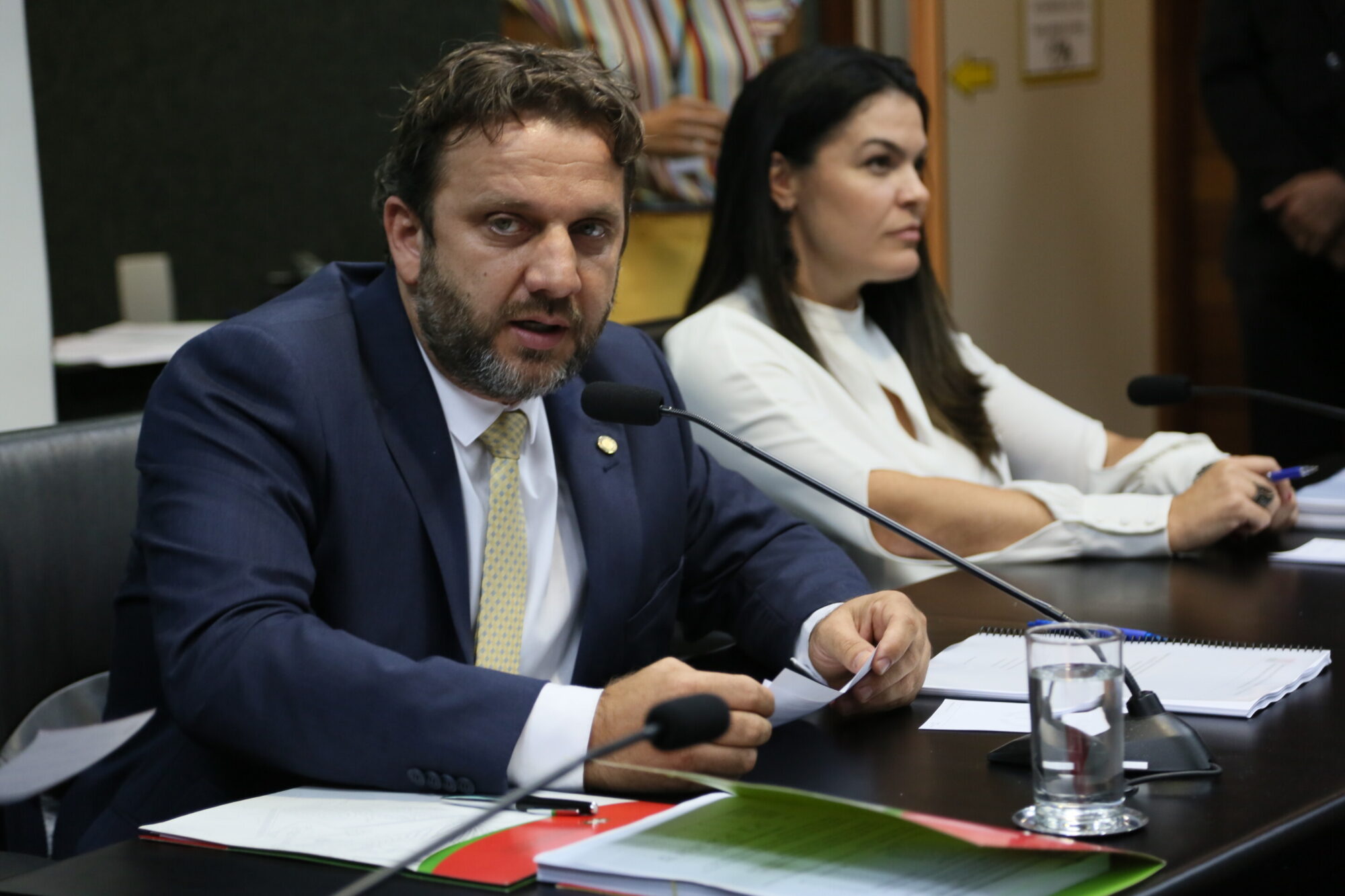 Comissão presidida por Jerry Comper começa importante debate sobre estudo dos municípios